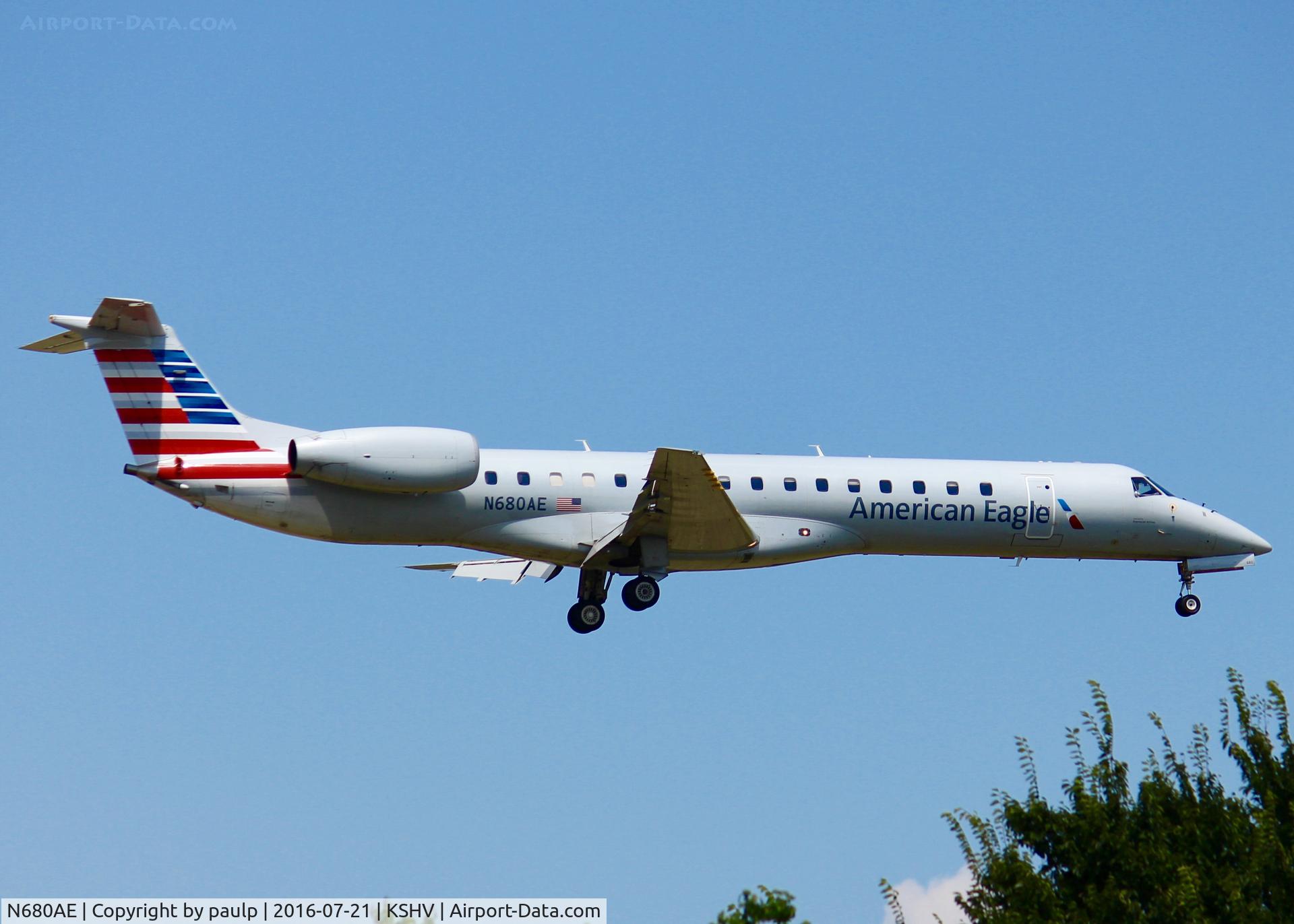 N680AE, 2004 Embraer ERJ-145LR (EMB-145LR) C/N 14500820, At Shreveport Regional.
