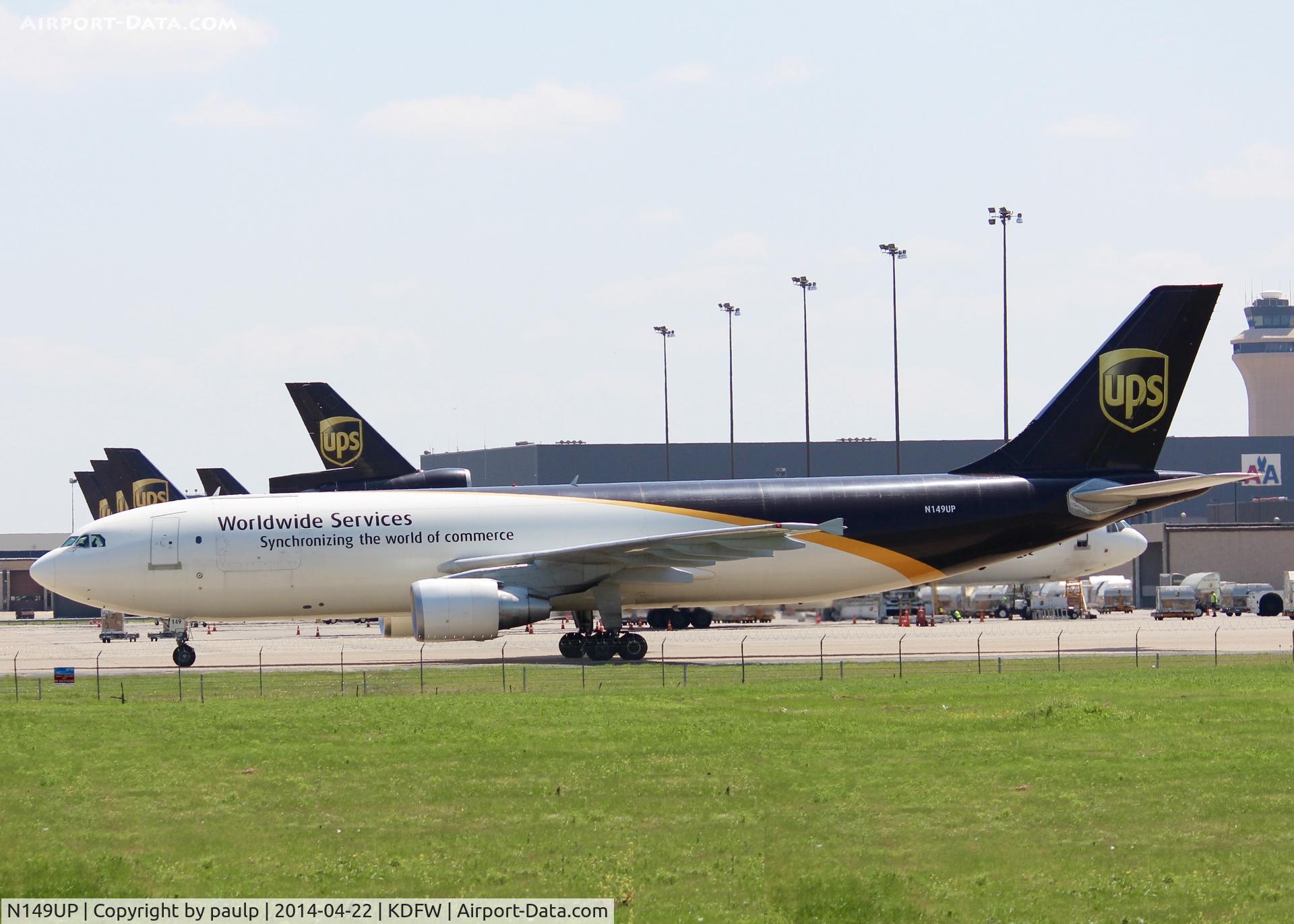 N149UP, 2003 Airbus A300F4-622R C/N 832, At DFW.