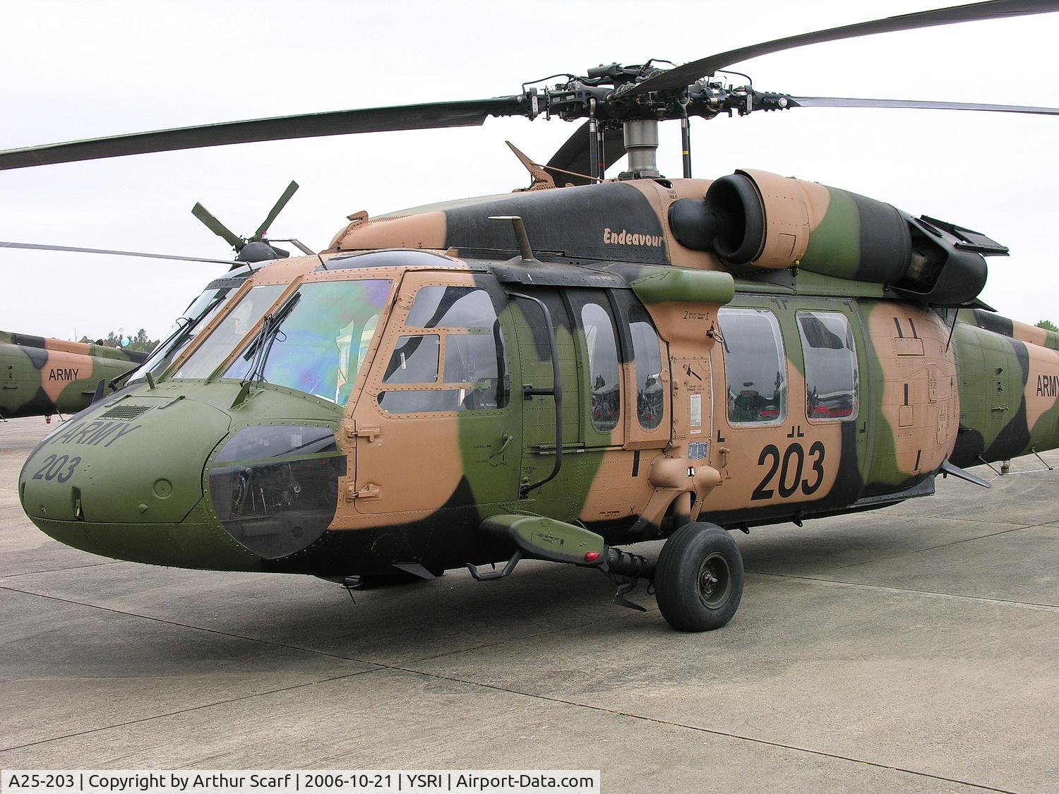 A25-203, 1989 Sikorsky S70-A9 Black Hawk C/N 70-1309, RAAF Richmond Oct 2006
