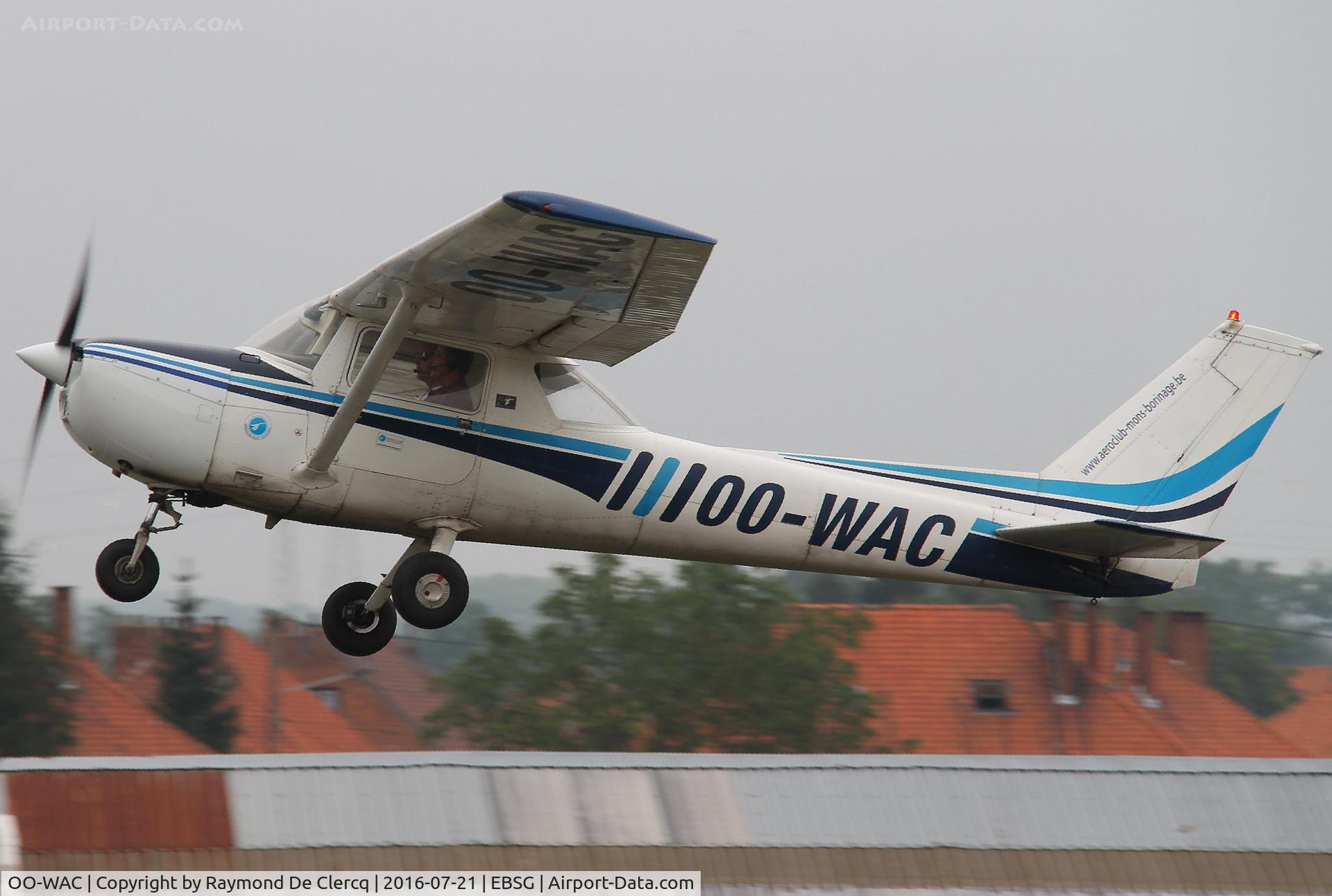 OO-WAC, 1976 Reims F150M C/N 1250, Take off.