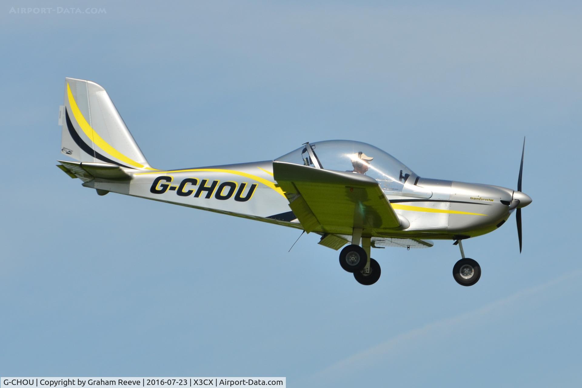 G-CHOU, 2012 Cosmik EV-97 TeamEurostar UK C/N 4102, Landing at Northrepps.