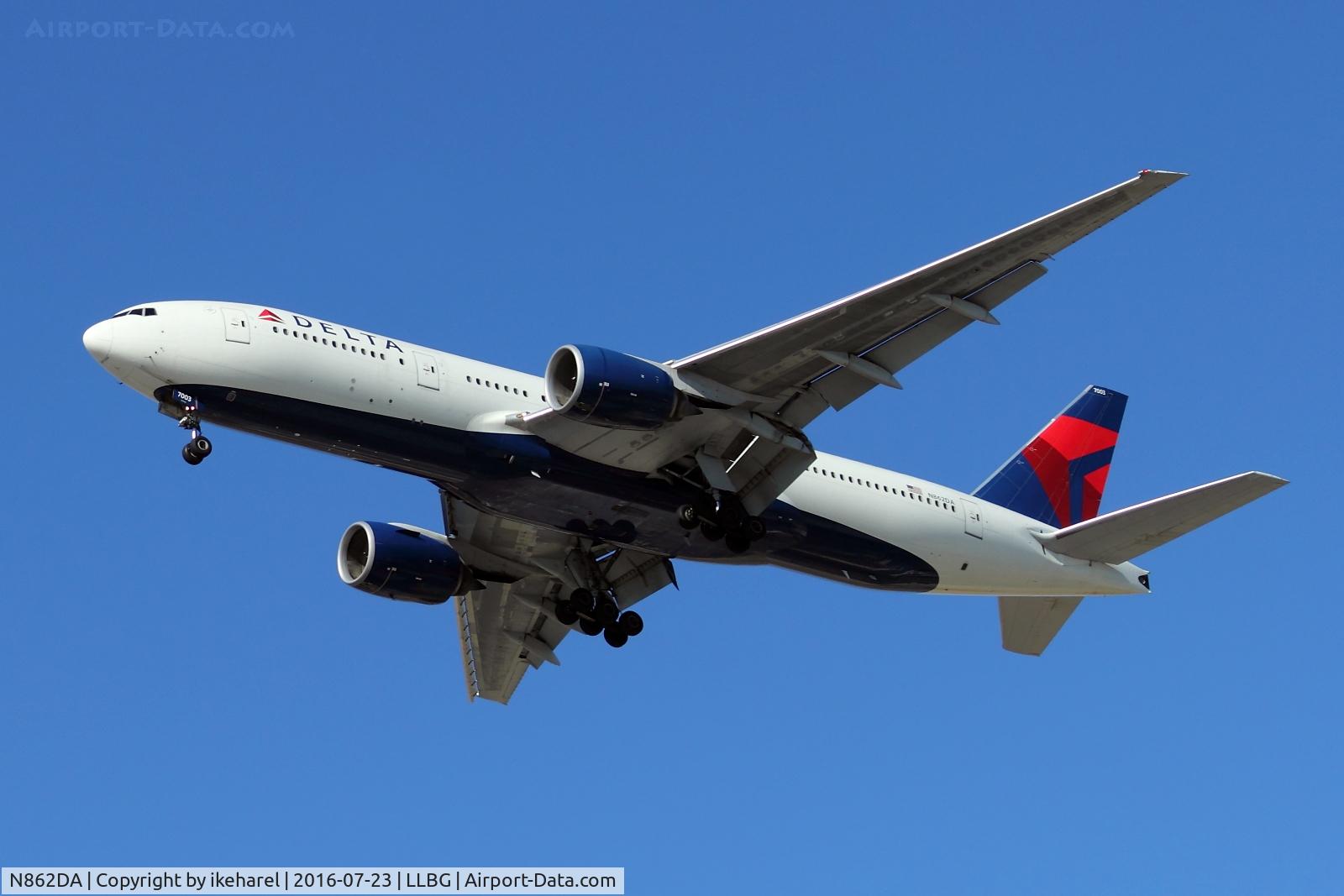 N862DA, 1999 Boeing 777-232 C/N 29734, Flight from JFK, NY, USA.