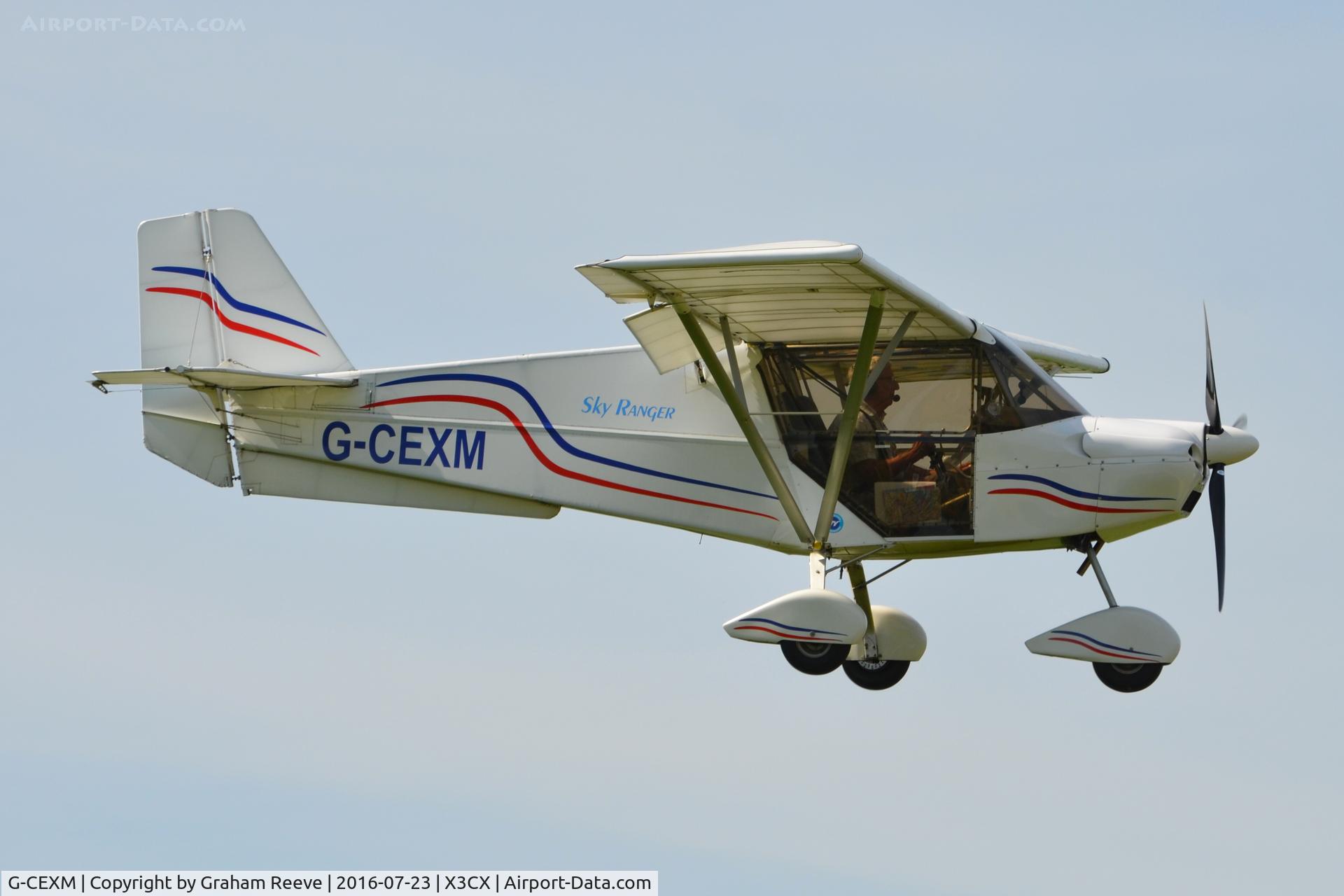 G-CEXM, 2007 Skyranger Swift 912S(1) C/N BMAA/HB/556, Landing at Northrepps.
