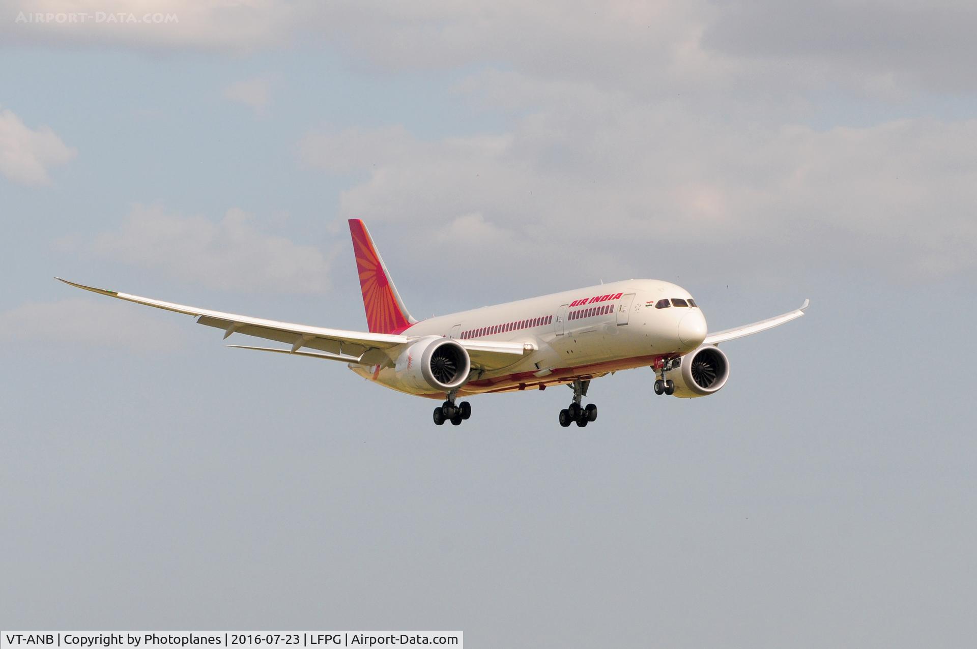 VT-ANB, 2011 Boeing 787-8 Dreamliner C/N 36274, CDG landing