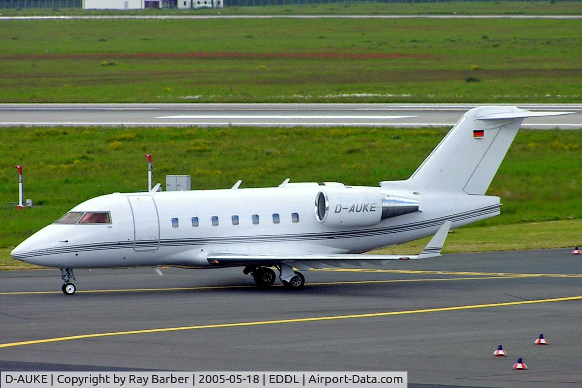 D-AUKE, 1998 Bombardier Challenger 604 (CL-600-2B16) C/N 5389, Canadair CL.604 Challenger [5389] (Challenge Air) Dusseldorf~D 18/05/2006