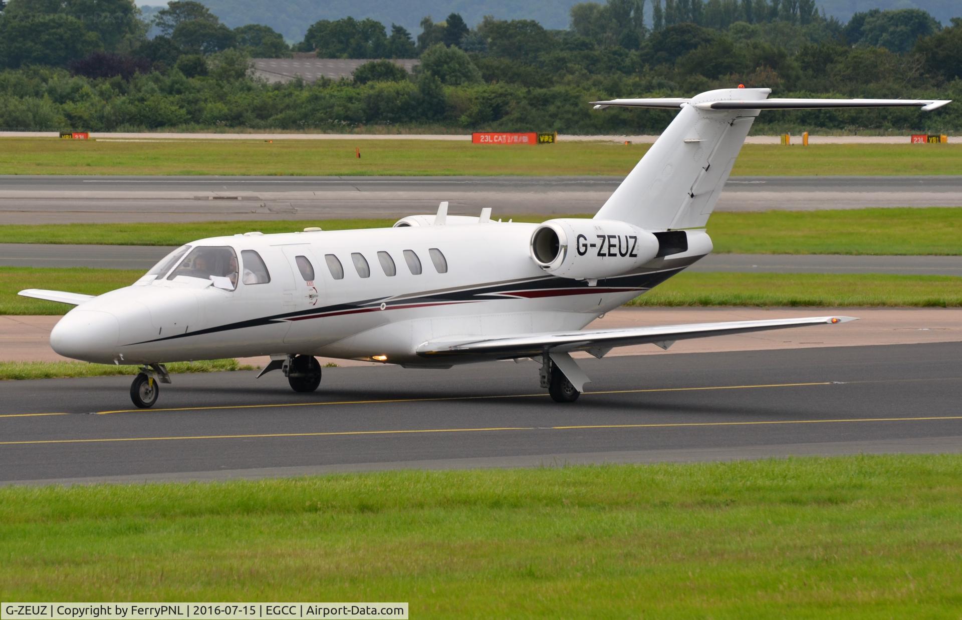 G-ZEUZ, 2004 Cessna 525A CitationJet CJ2 C/N 525A-0202, CitationJet 525A just rrived.