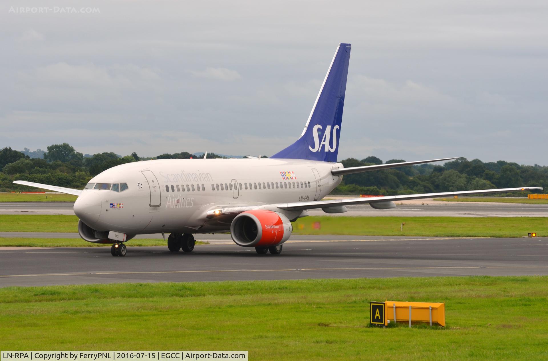 LN-RPA, 1998 Boeing 737-683 C/N 28290, SAS B736 arrived in MAN
