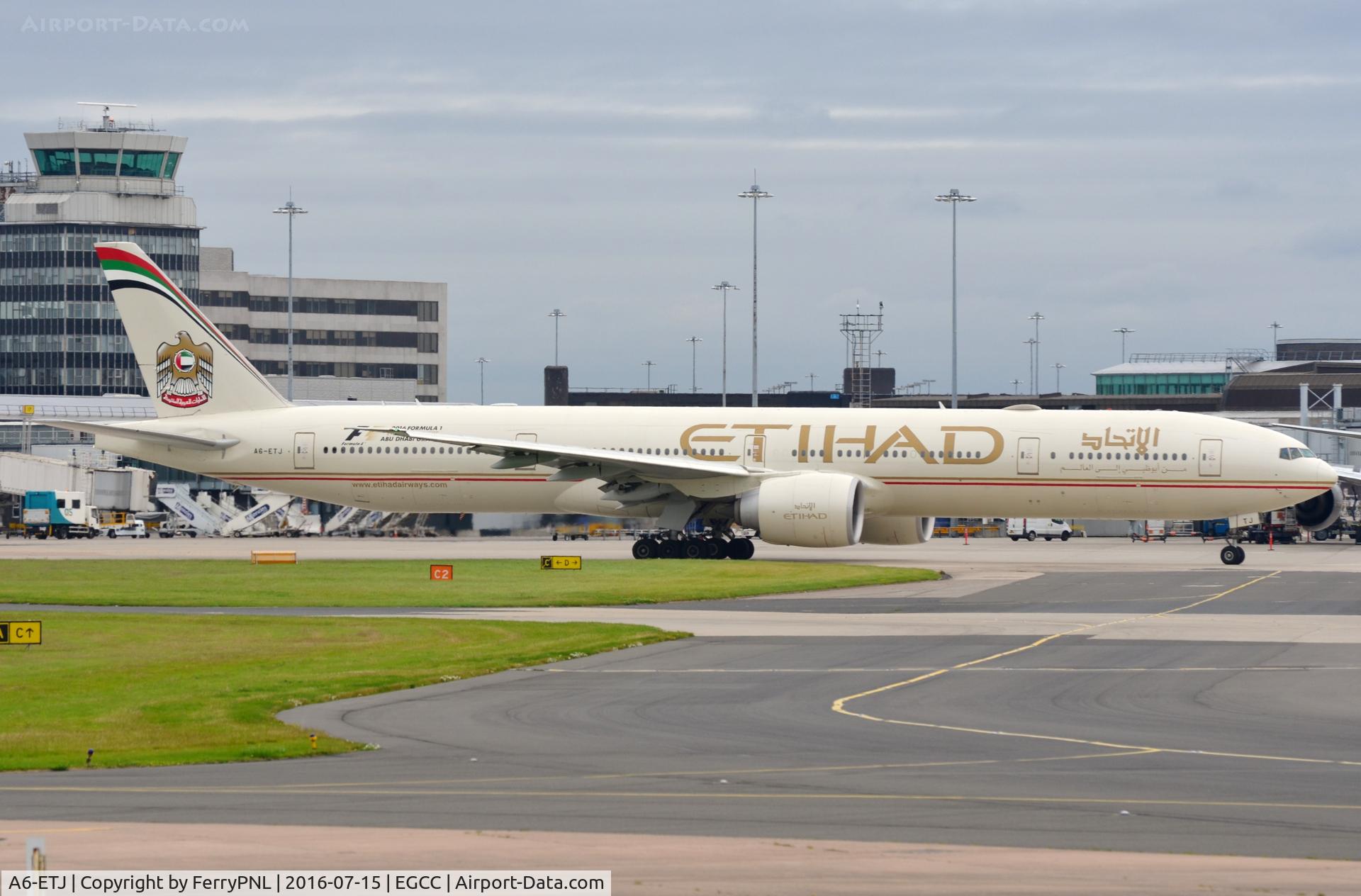 A6-ETJ, 2012 Boeing 777-3FX/ER C/N 39685, Etihad B773 ready to depart.
