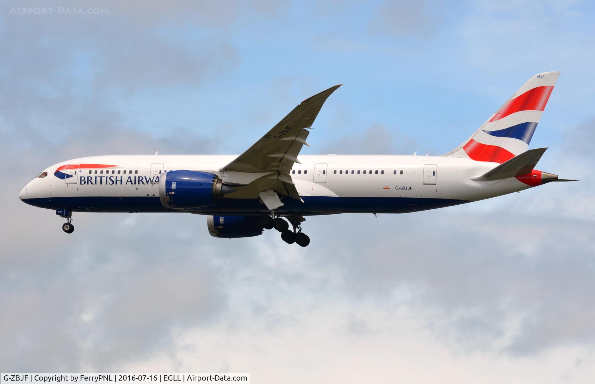 G-ZBJF, 2013 Boeing 787-8 Dreamliner C/N 38613, BA B788 arriving.