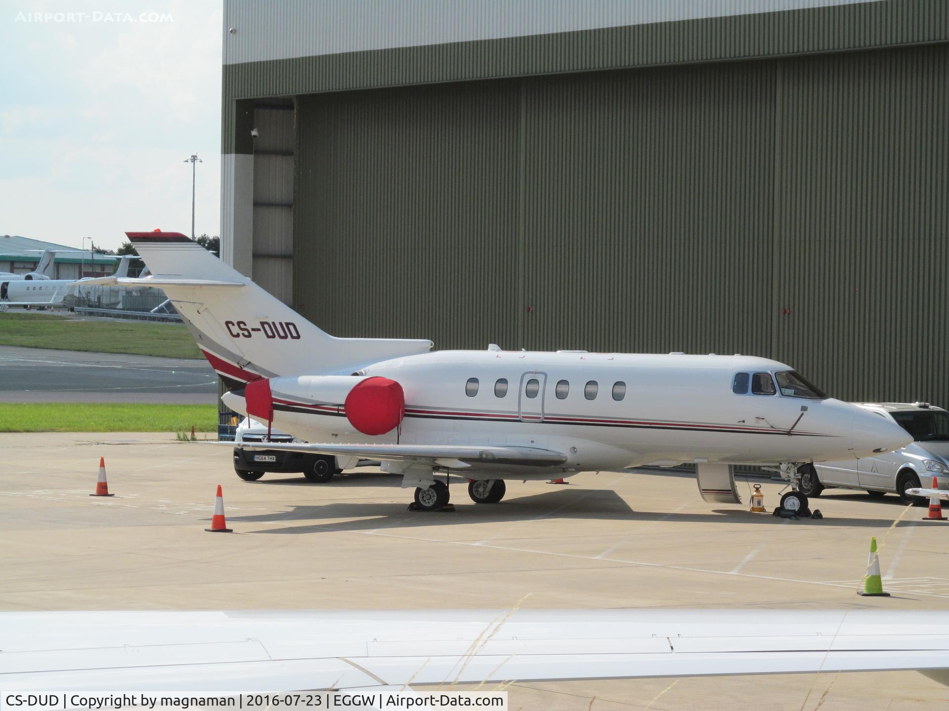 CS-DUD, 2008 Hawker Beechcraft 750 C/N HB-8, luton