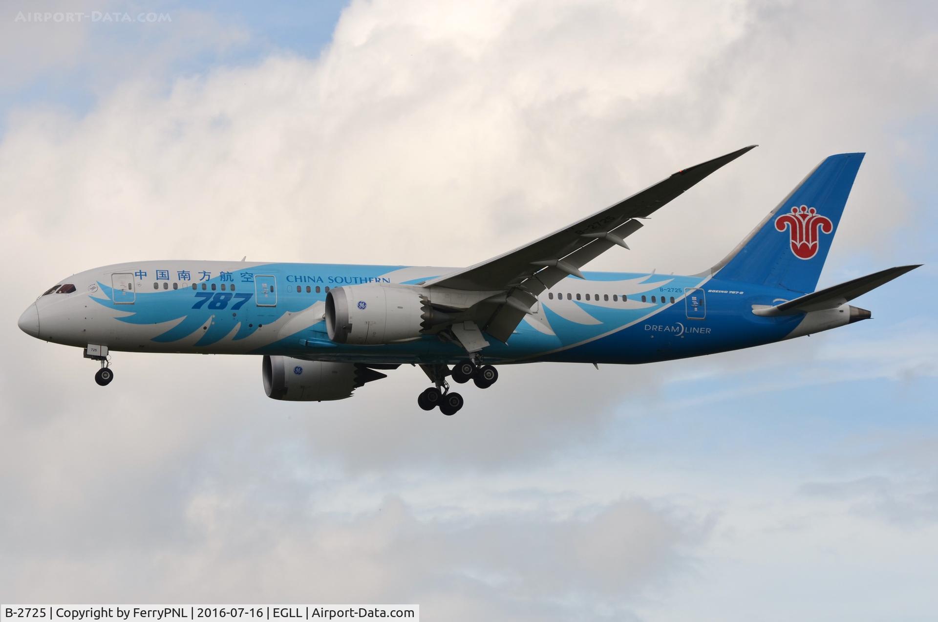 B-2725, 2012 Boeing 787-8 Dreamliner Dreamliner C/N 34923, China Southern B788