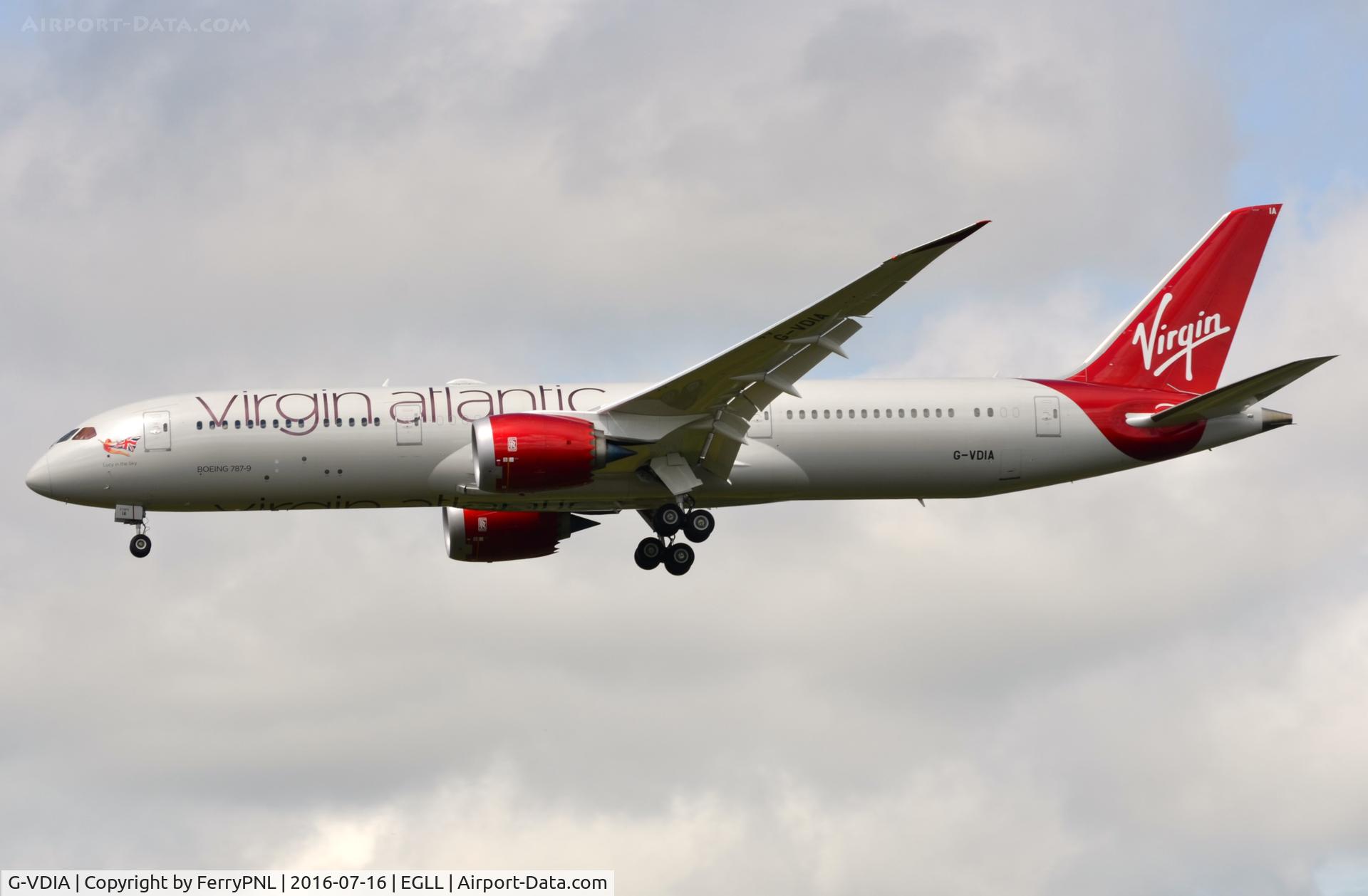 G-VDIA, 2016 Boeing 787-9 Dreamliner Dreamliner C/N 37975, Virgin B789 landing at its base in LHR