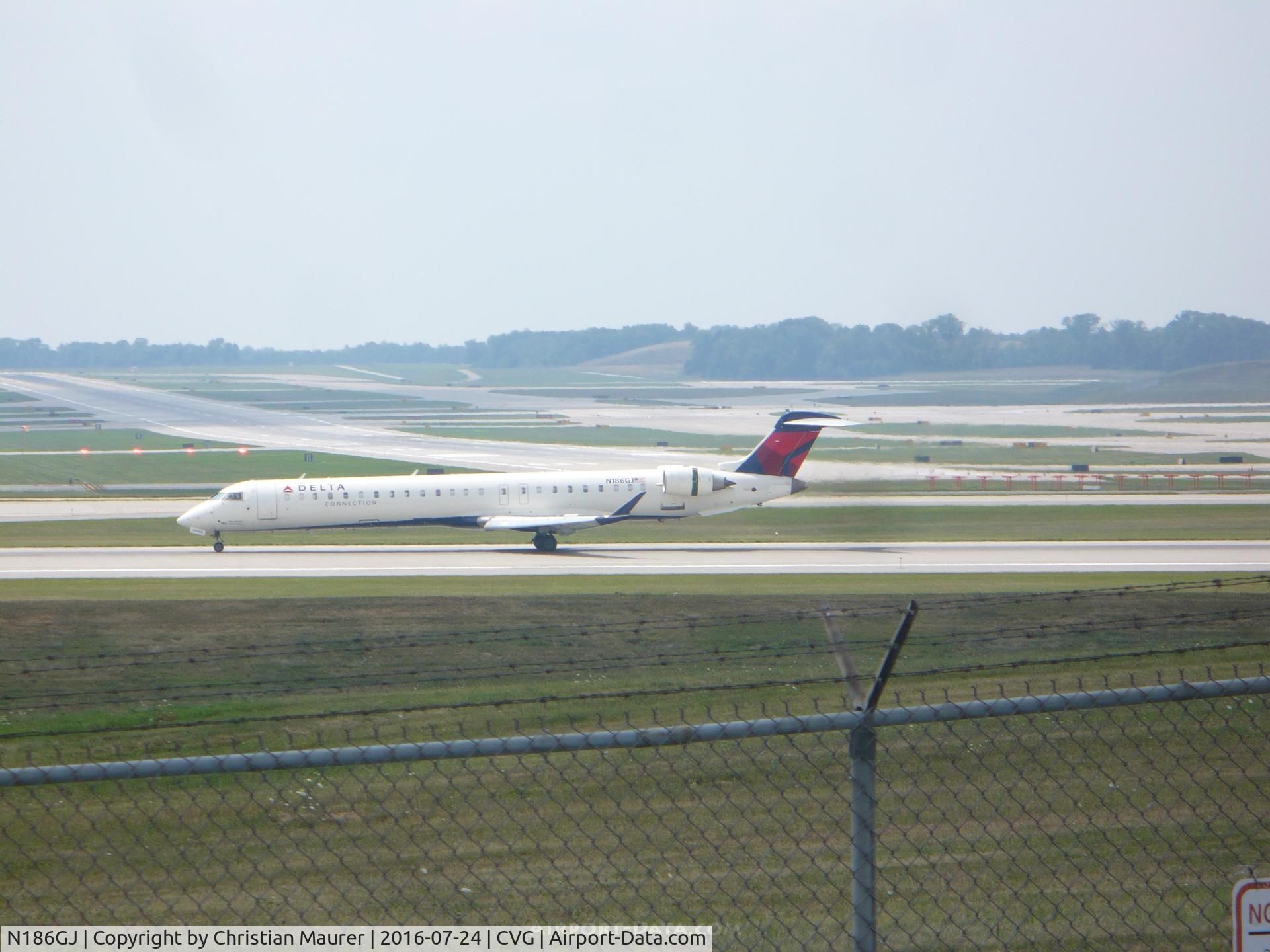 N186GJ, 2008 Bombardier CRJ-900 (CL-600-2D24) C/N 15165, CRJ900