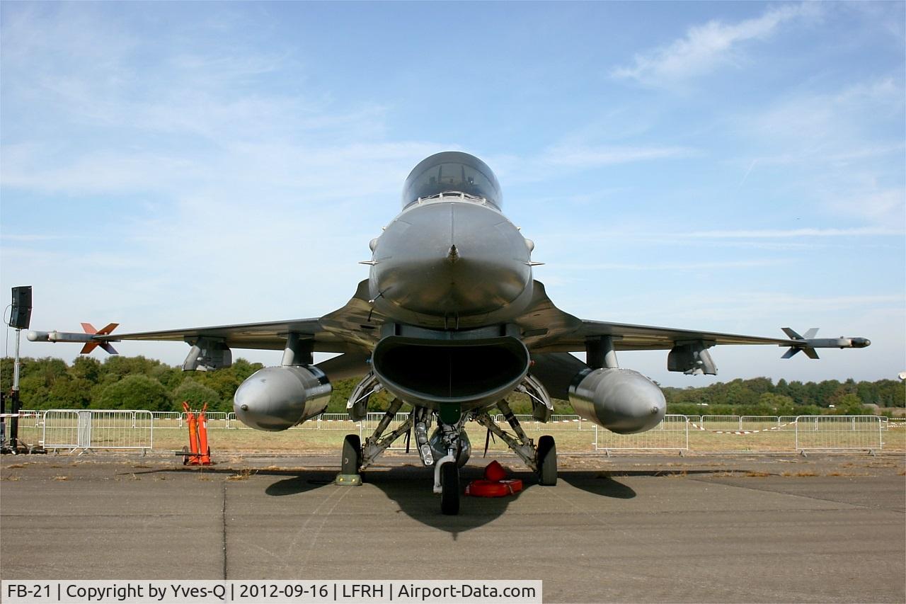 FB-21, General Dynamics F-16B Fighting Falcon C/N 6J-21, Belgian Air Force General Dynamics F-16BM Falcon, Static display, Lann Bihoué Naval Air Base (LFRH-LRT) Open day 2012