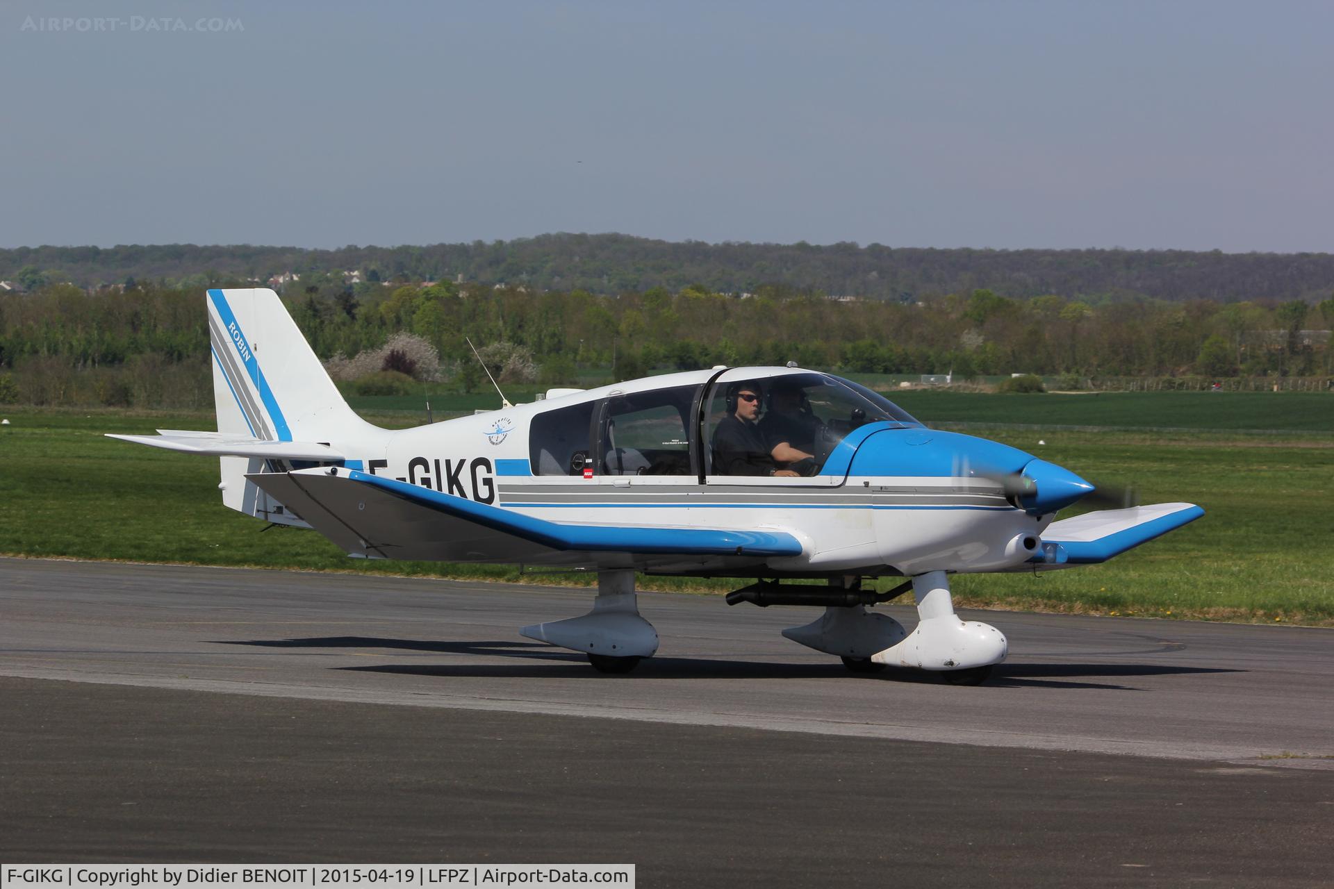F-GIKG, Robin DR-400-140B Major C/N 1930, DR400-140B