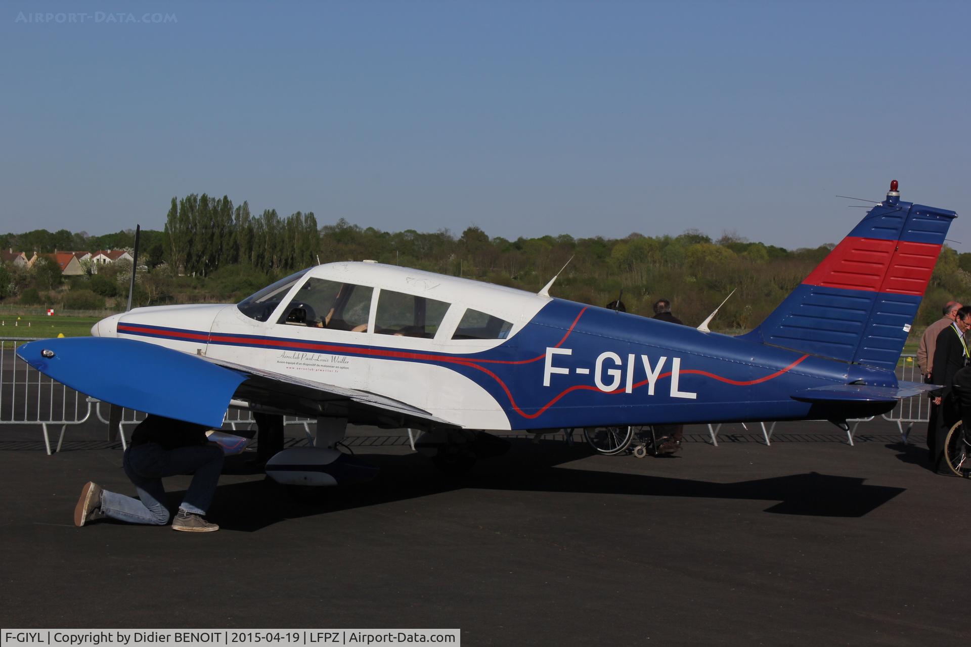 F-GIYL, Piper PA-28-180 Cherokee C/N 28-4540, Piper PA28-180