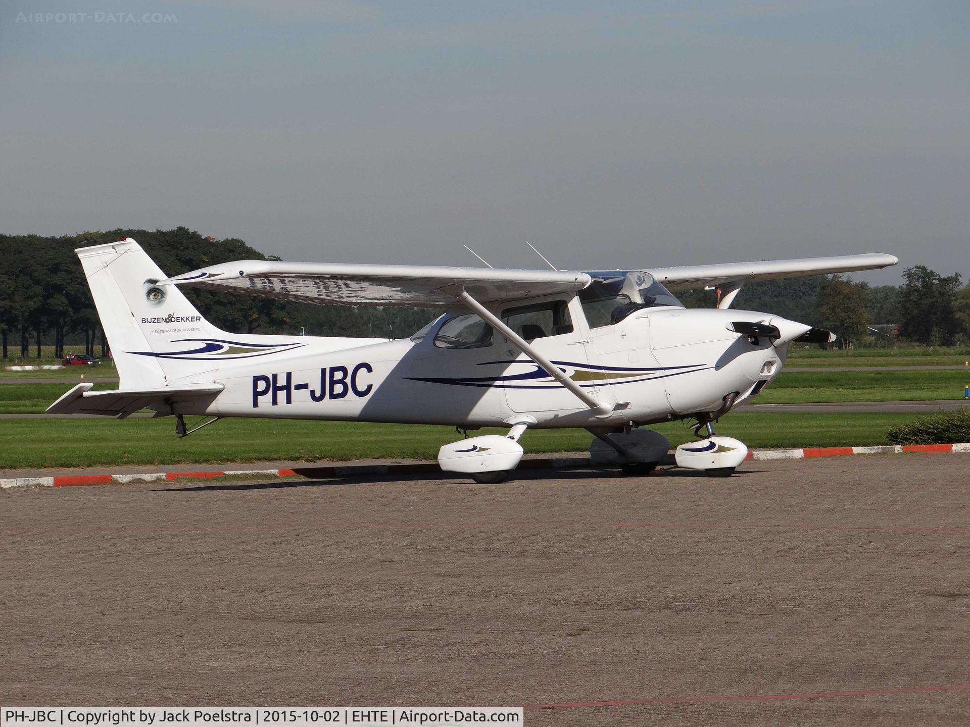 PH-JBC, 1973 Reims F172M Skyhawk C/N 0960, PH-JBC in new colors at Teuge