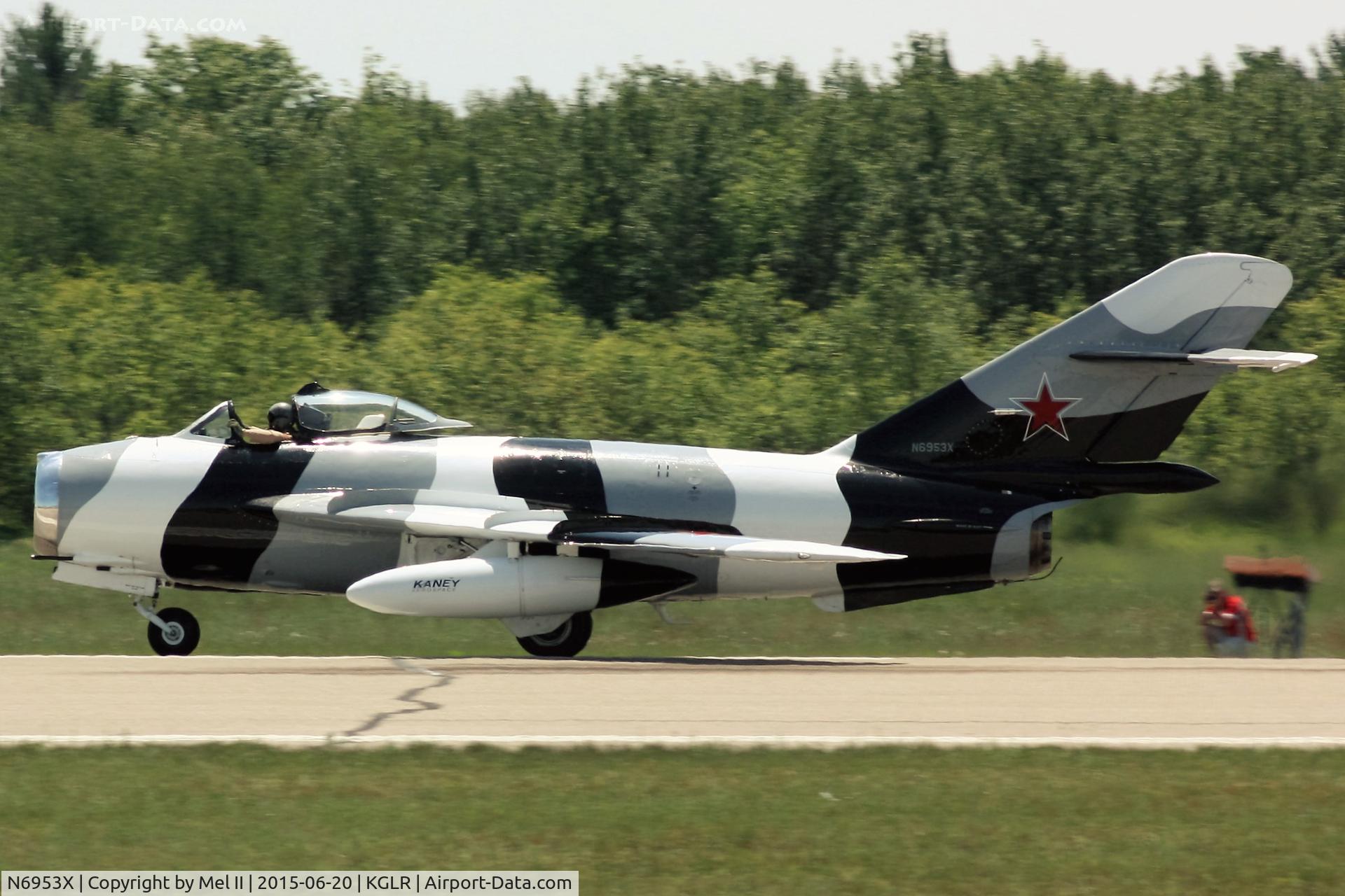 N6953X, PZL-Mielec Lim-6 (MiG-17) C/N 1J0511, 2015 Wings Over Gaylord Air Show