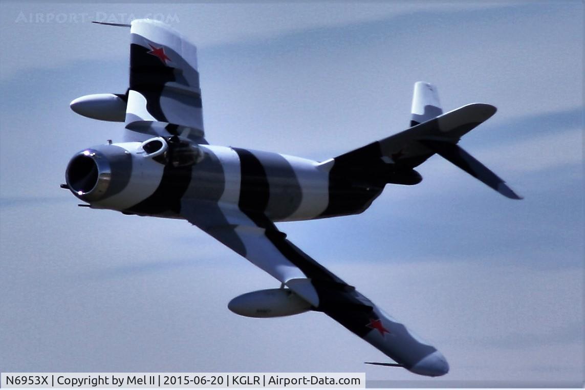 N6953X, PZL-Mielec Lim-6 (MiG-17) C/N 1J0511, 2015 Wings Over Gaylord Air Show