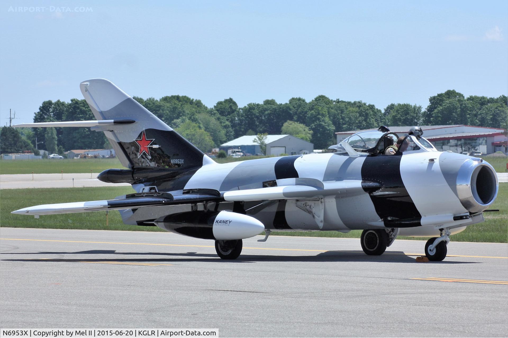 N6953X, PZL-Mielec Lim-6 (MiG-17) C/N 1J0511, 2015 Wings Over Gaylord Air Show