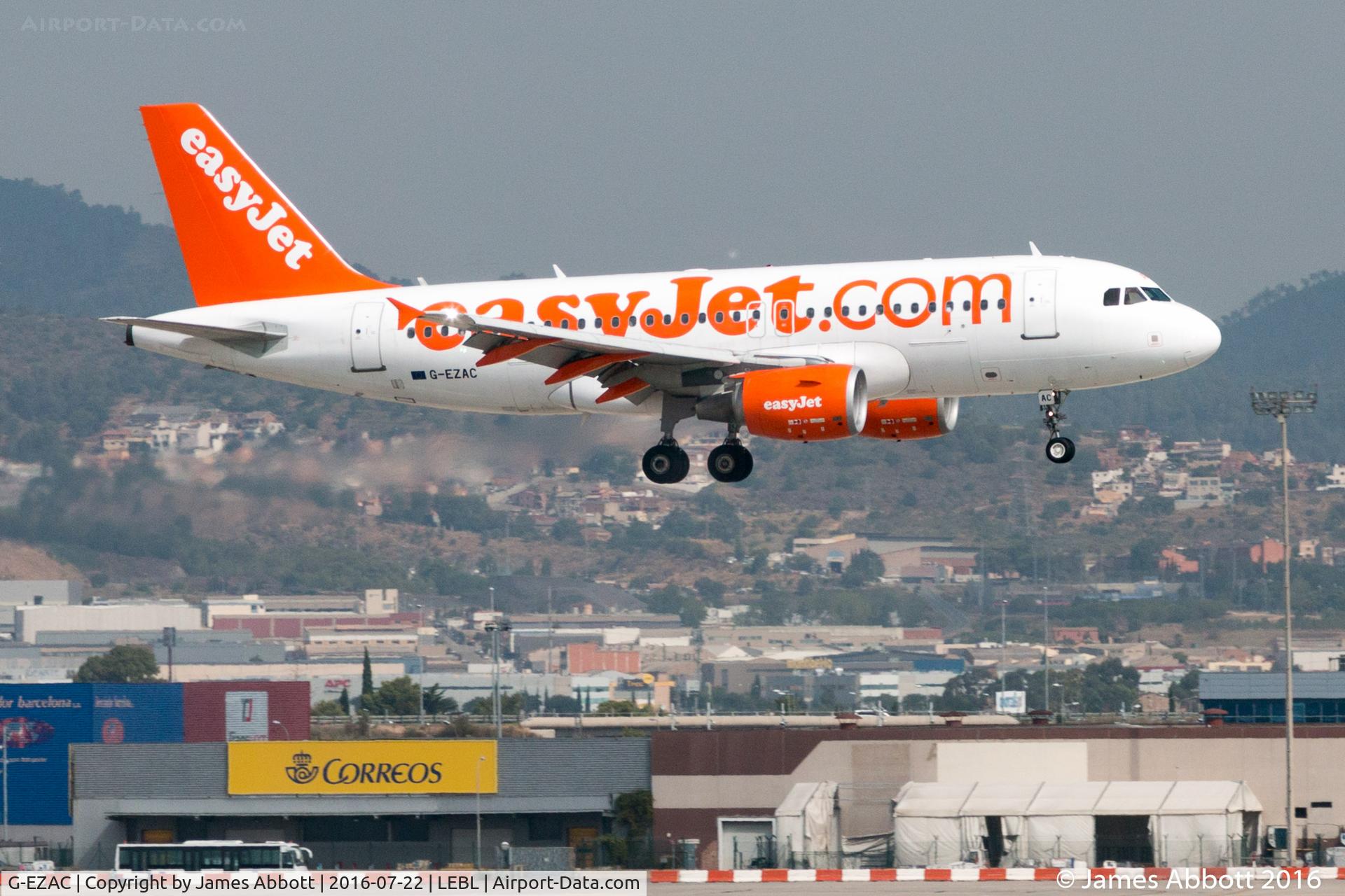 G-EZAC, 2006 Airbus A319-111 C/N 2691, About to land in Barcelona