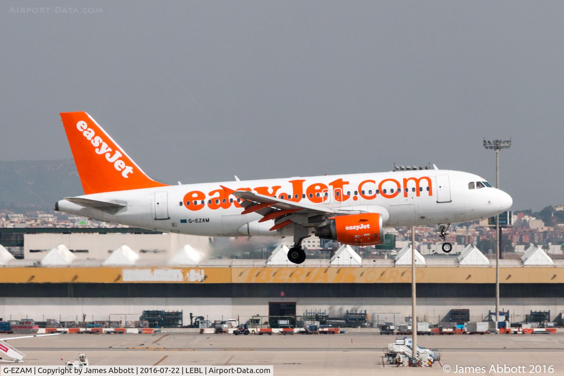 G-EZAM, 2003 Airbus A319-111 C/N 2037, About to land in Barcelona