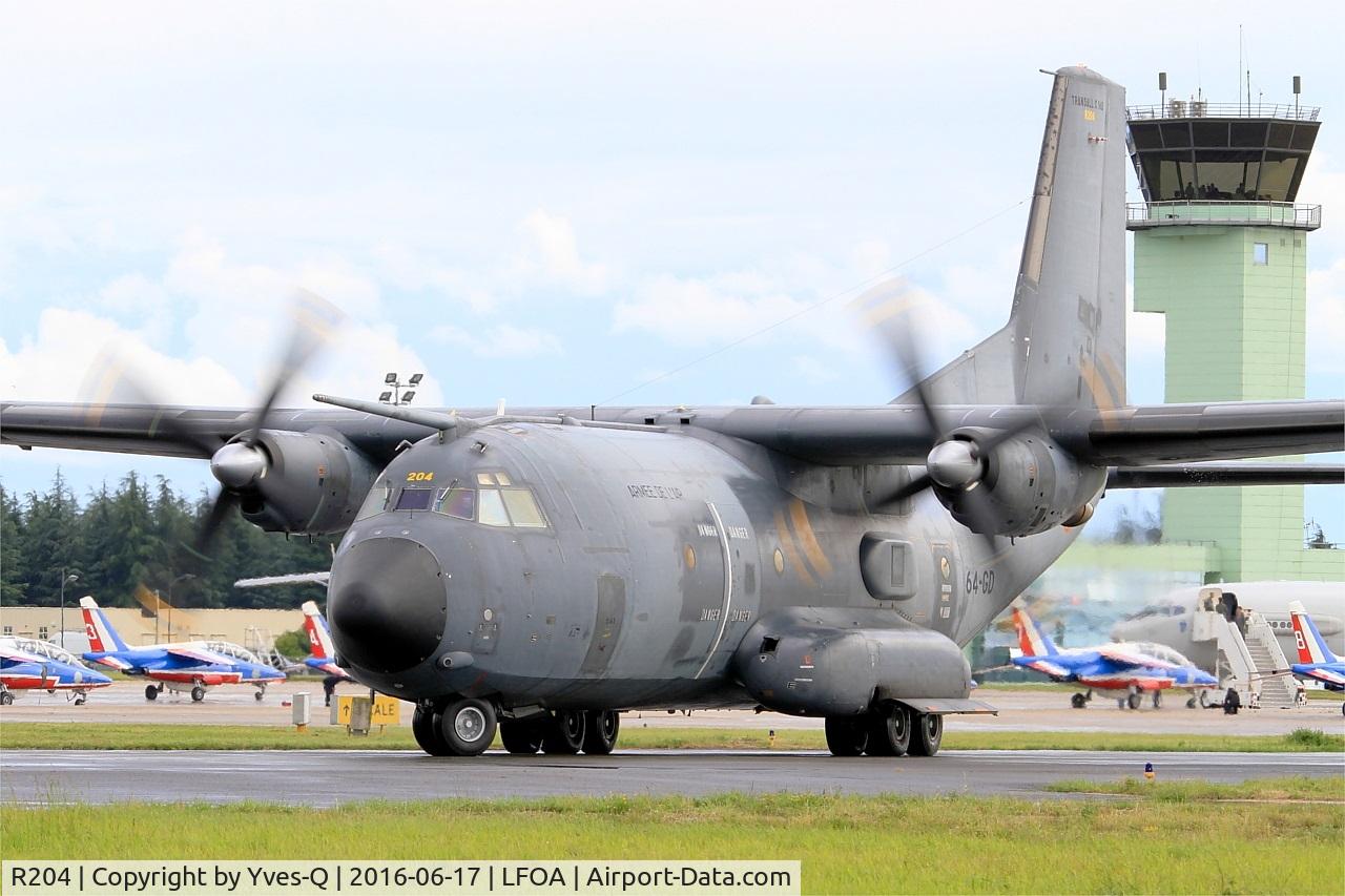 R204, Transall C-160R C/N 204, Transall C-160R, Taxiing to holding point rwy 24, Avord Air Base 702 (LFOA) Open day 2016