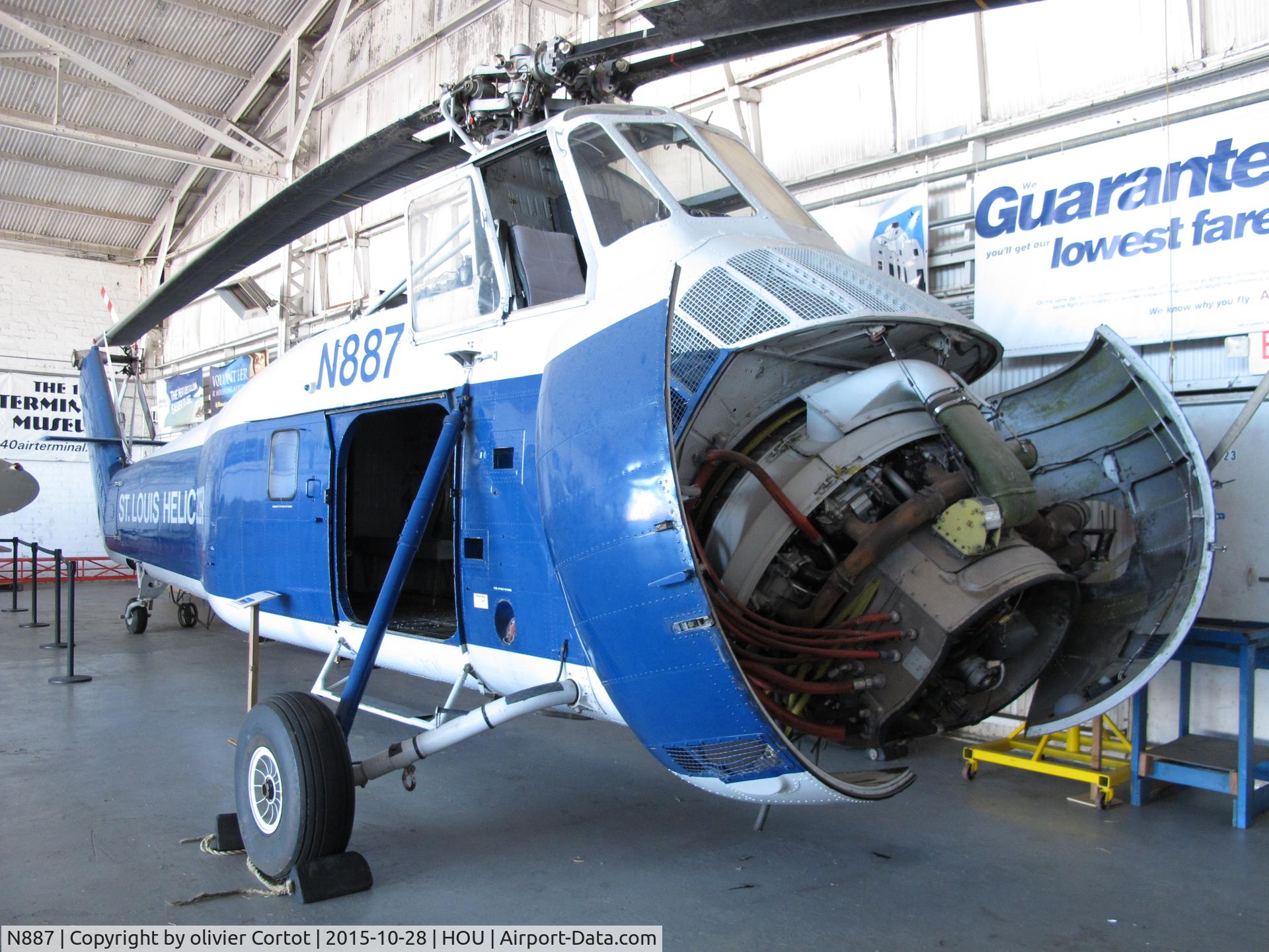 N887, 1957 Sikorsky S-58B C/N 58482, 1940 air terminal museum