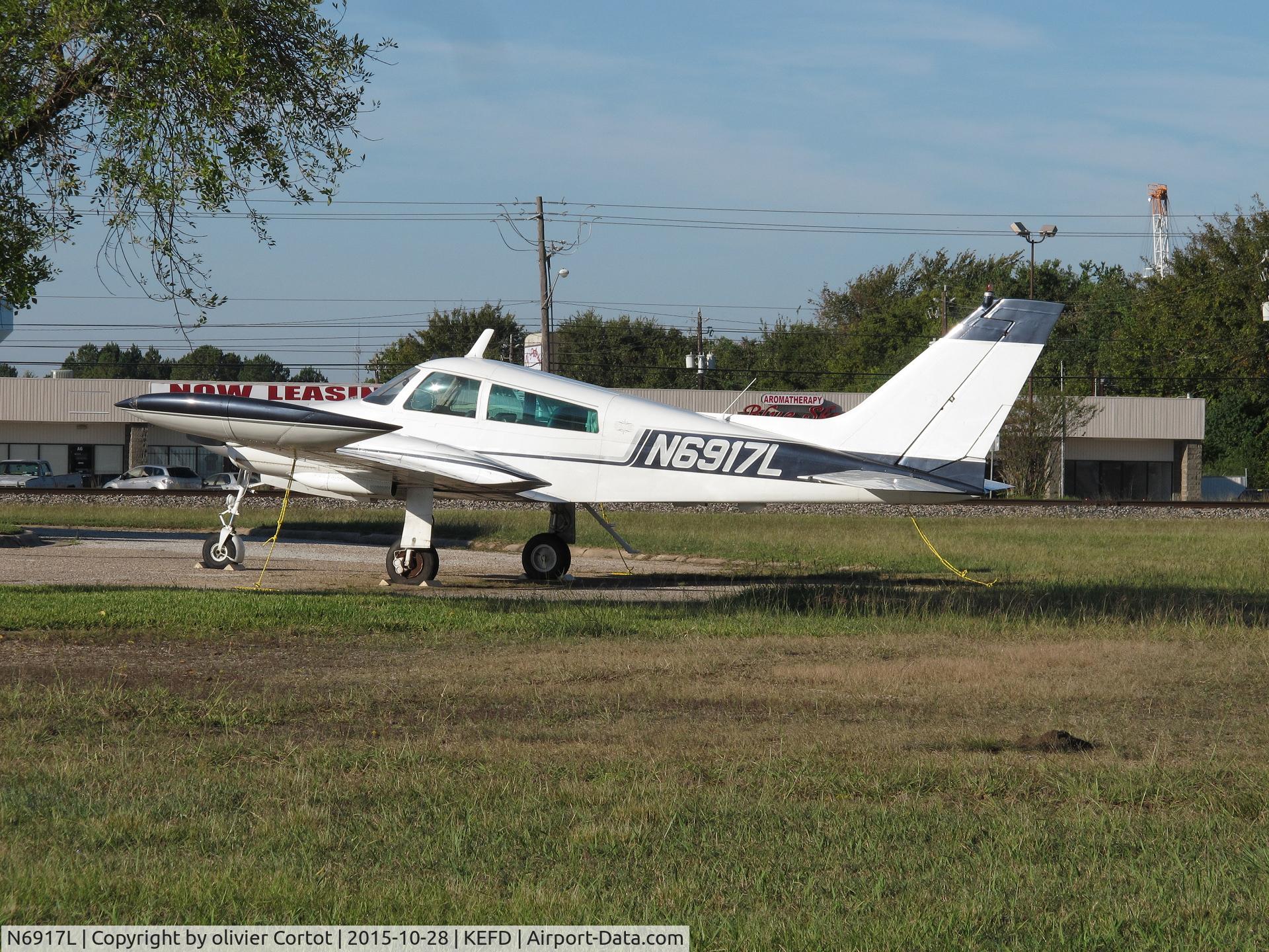 N6917L, 1965 Cessna 310K C/N 310K0017, EFDefd