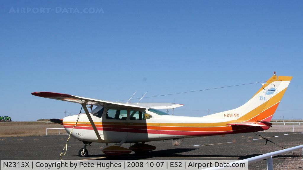 N2315X, 1965 Cessna 182H Skylane C/N 18256215, N2315X Cessna 182 at Oldham County, Texas