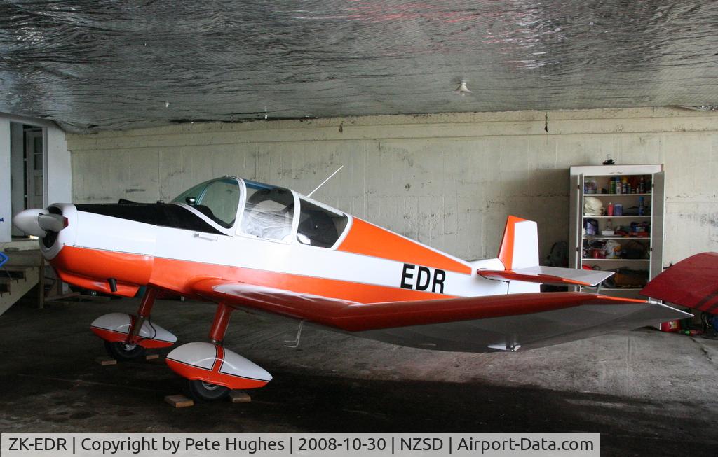 ZK-EDR, Jodel D-11 C/N AACA/301, ZK-EDR Jodel D11 at Stratford, NZ