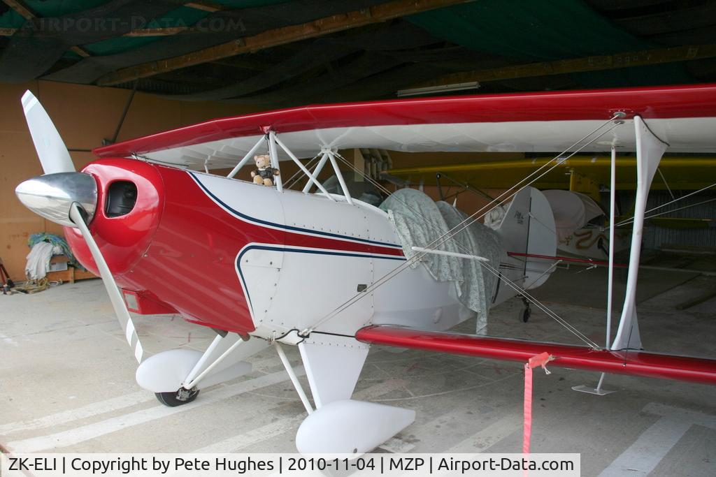 ZK-ELI, Pitts S-2E Special C/N NZ201, ZK-ELI Pitts Special at Motueka, NZ