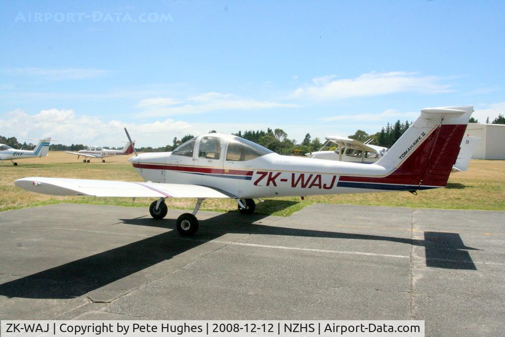 ZK-WAJ, Piper PA-38-112 Tomahawk Tomahawk C/N 38-81A0058, ZK-WAJ Pa38 Tomahawk at Hastings, NZ