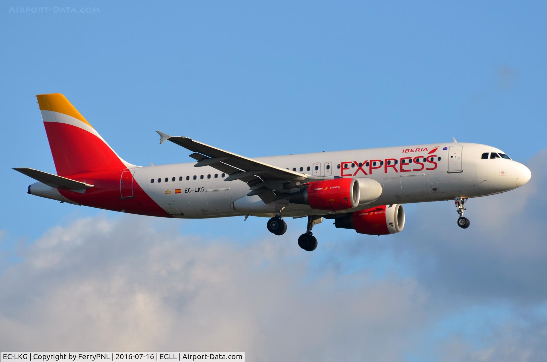 EC-LKG, 1999 Airbus A320-214 C/N 1047, Iberia A320