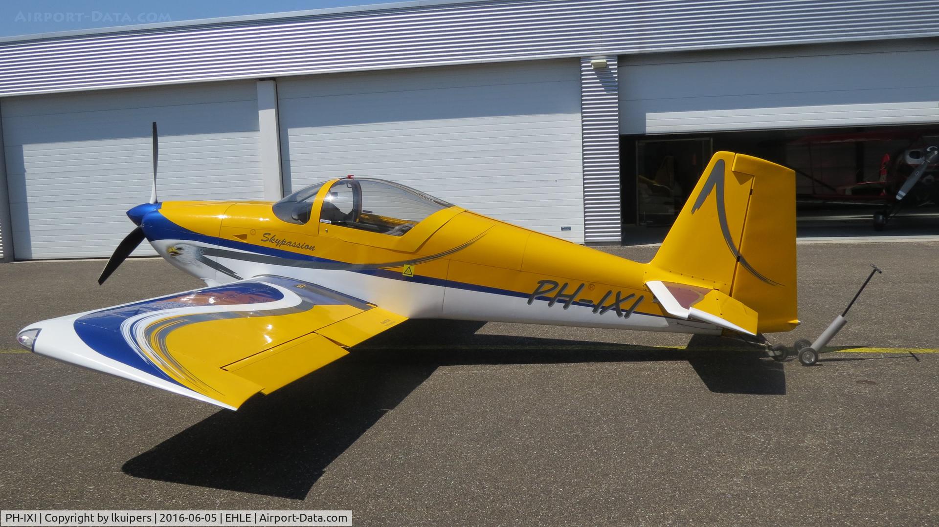 PH-IXI, 2008 Van's RV-7A C/N 71881, On a sunny Sunday at Lelystad