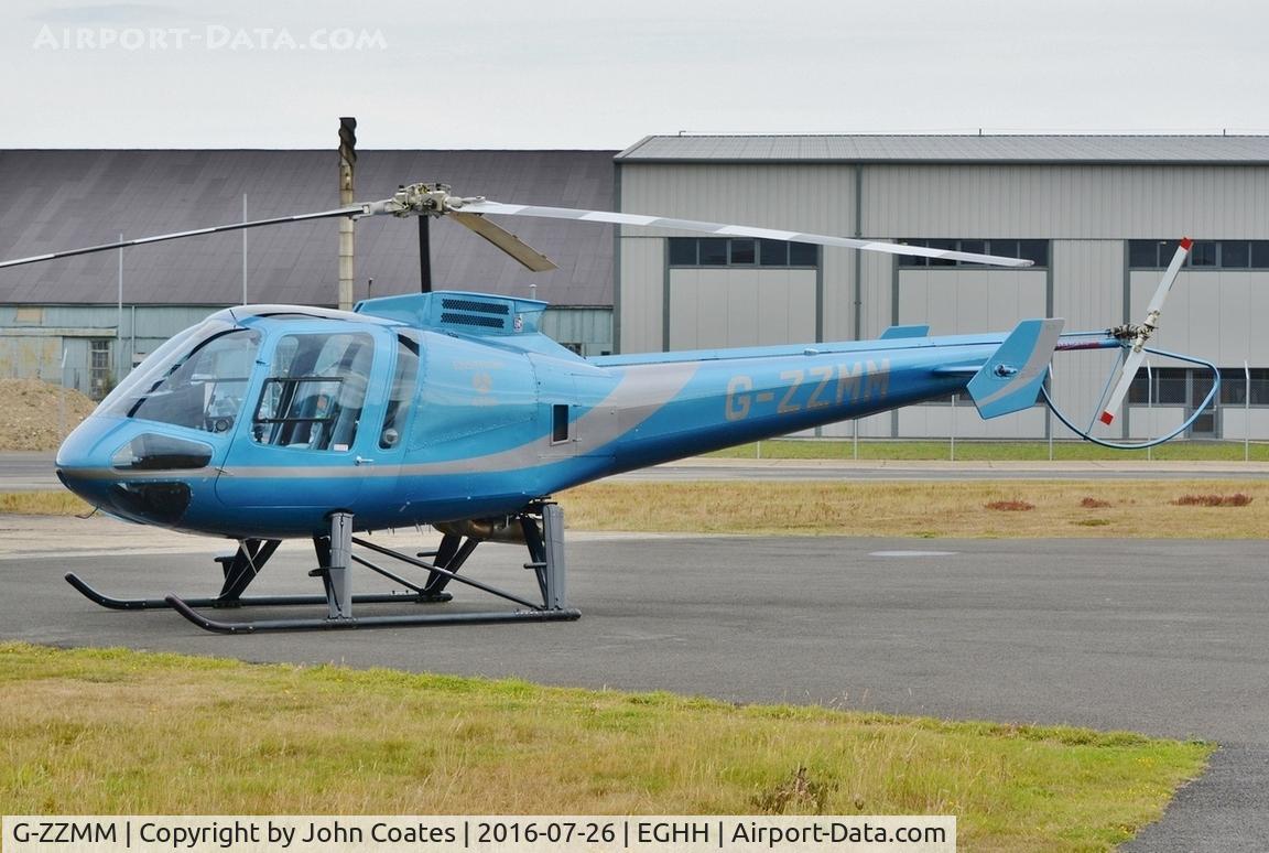 G-ZZMM, 2005 Enstrom 480B C/N 5082, Visiting from Gloucester