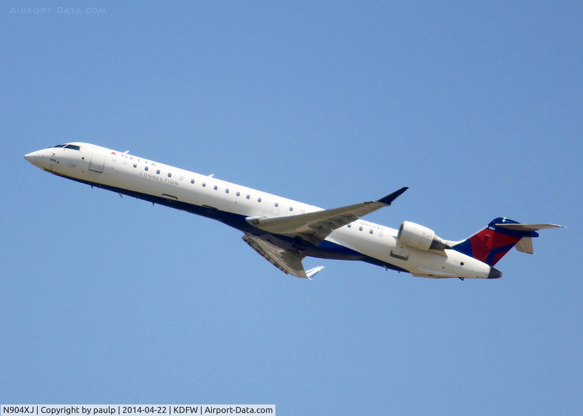 N904XJ, 2007 Bombardier CRJ-900ER (CL-600-2D24) C/N 15135, At DFW.