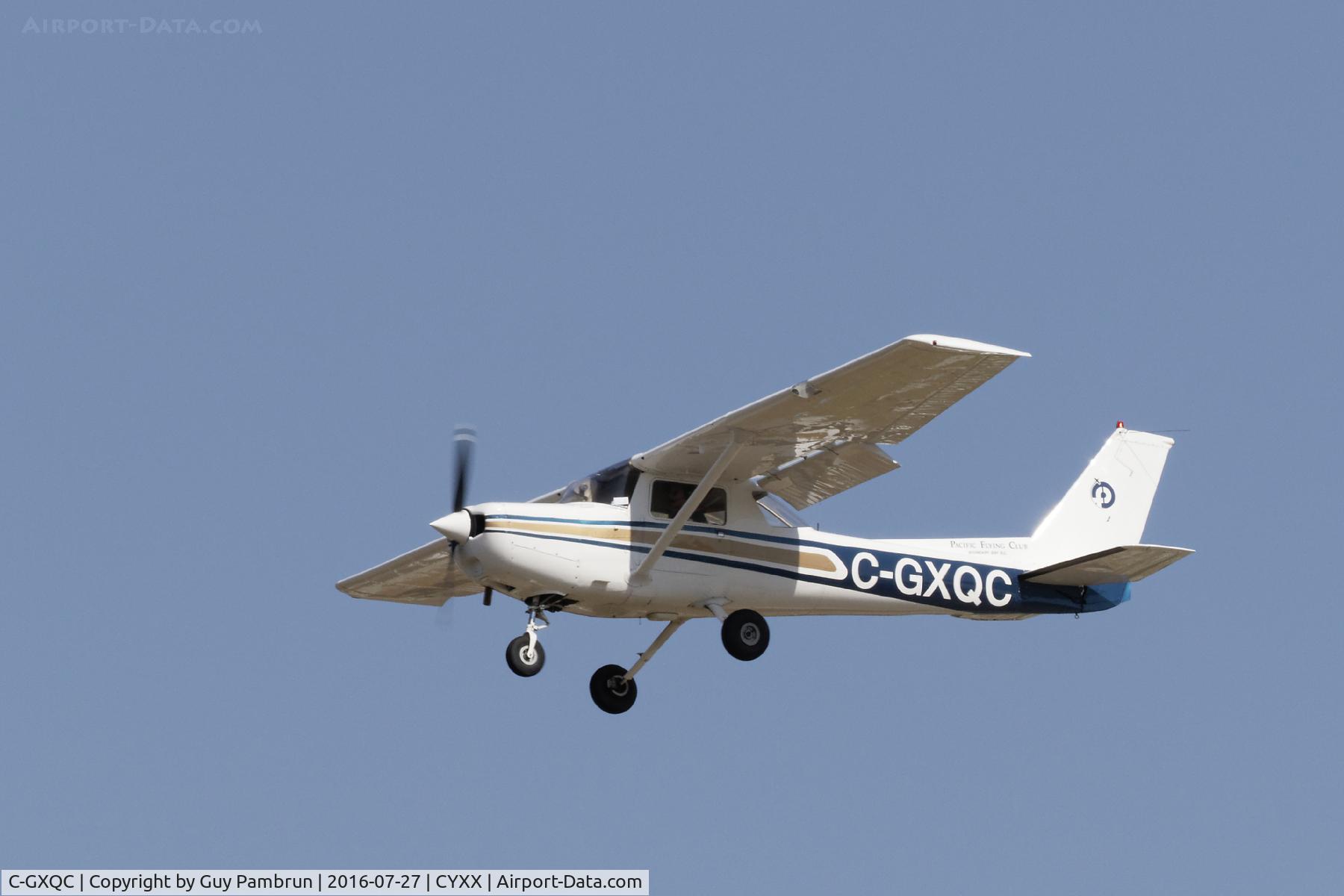 C-GXQC, 1977 Cessna 152 C/N 15279616, Landing