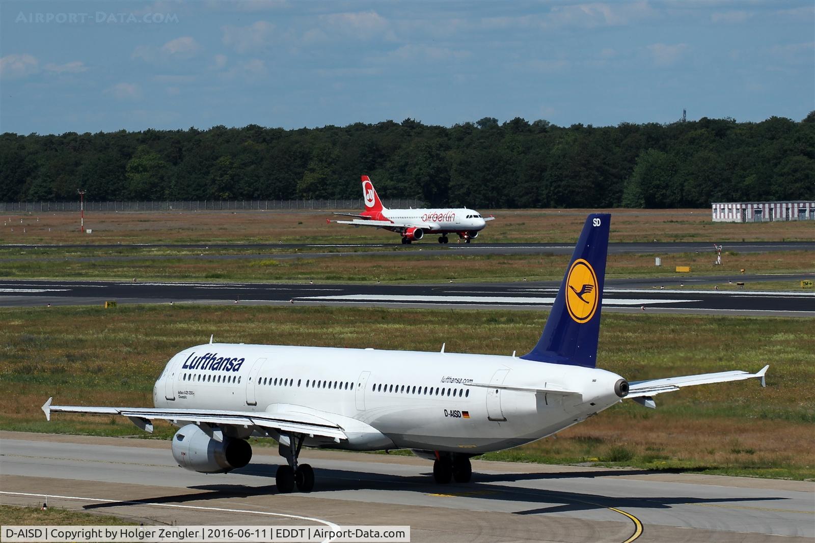 D-AISD, 2000 Airbus A321-231 C/N 1188, TXL waving good bye tour no.4 since 2011