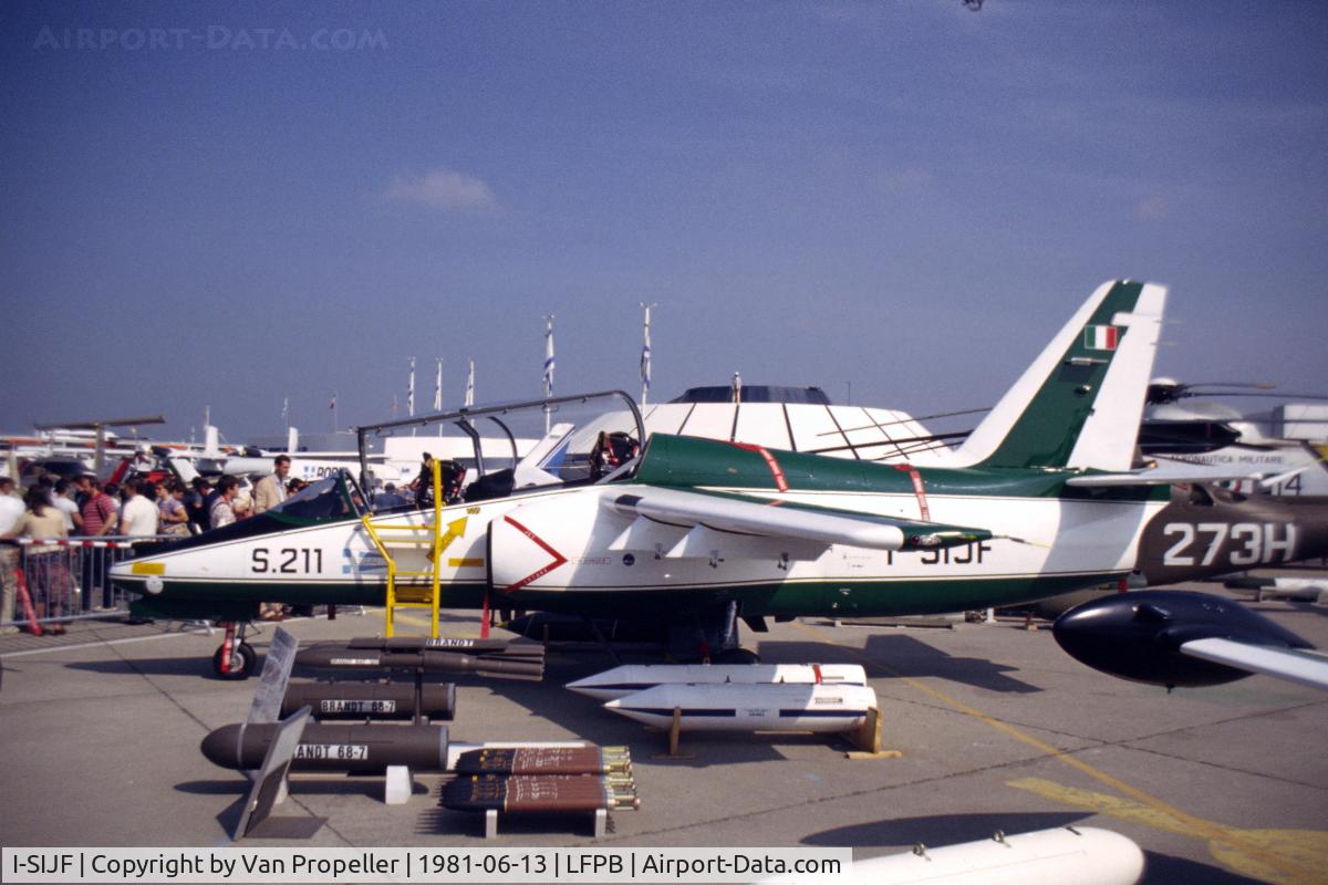 I-SIJF, 1981 SIAI-Marchetti S-211 C/N 01/002, SIAI-Marchetti S.211 shown at Le Bourget 1981