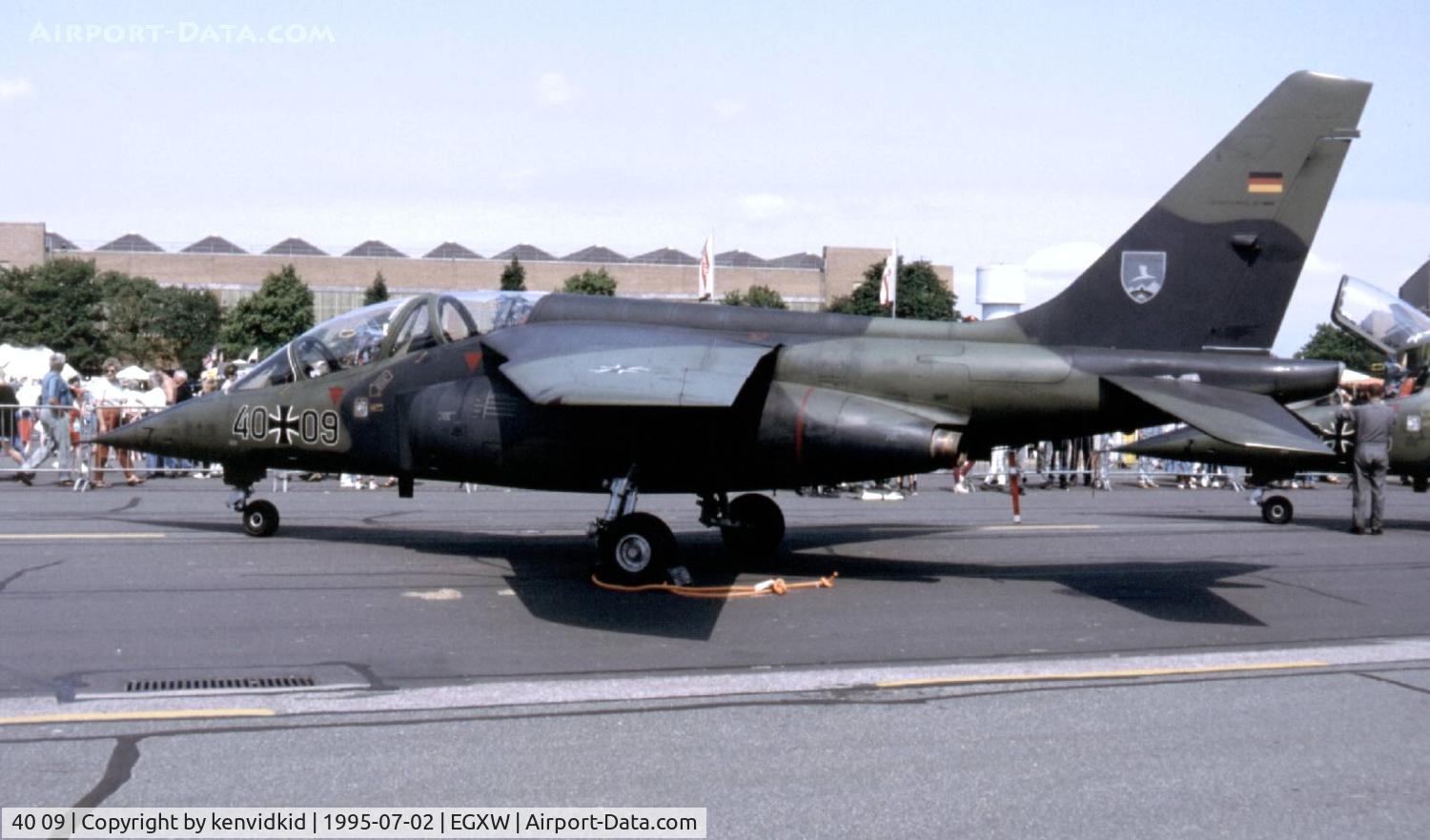 40 09, 2000 Dassault-Dornier Alpha Jet A C/N 0009, Airshow 1995