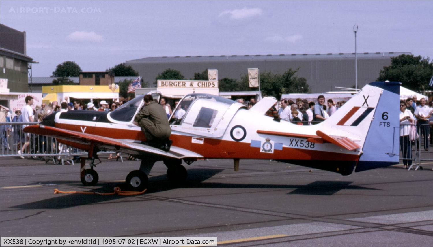 XX538, 1973 Scottish Aviation Bulldog T.1 C/N BH.120/230, Airshow 1995