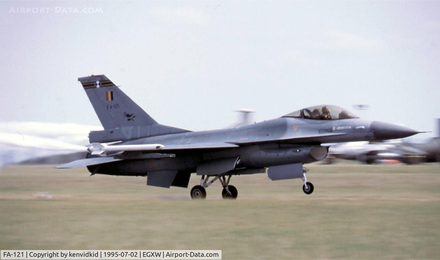 FA-121, SABCA F-16AM Fighting Falcon C/N 6H-121, Airshow 1995