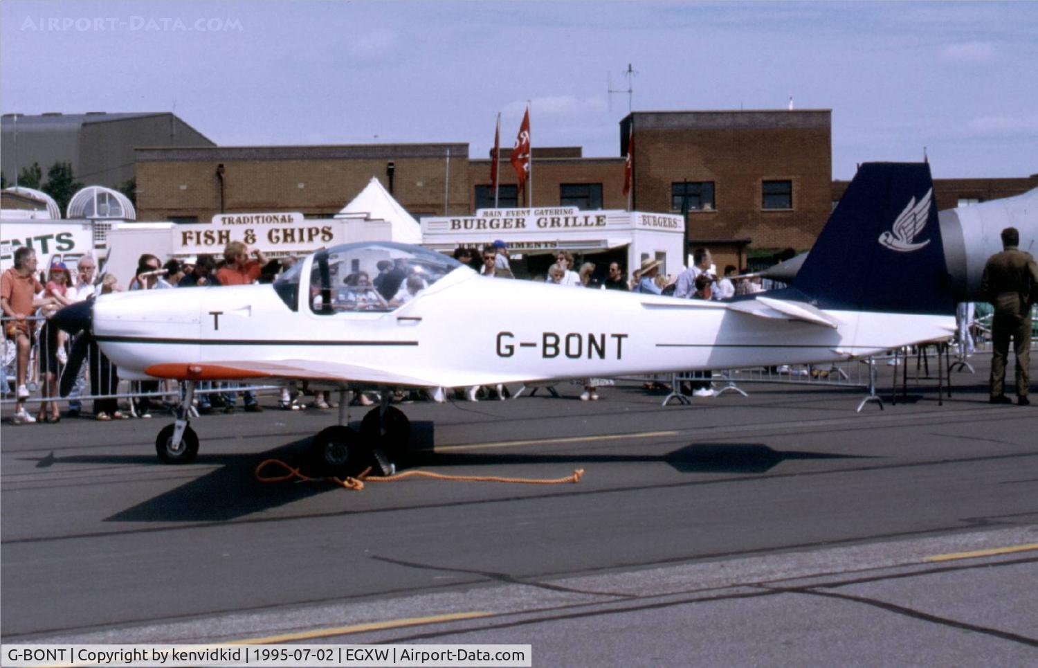 G-BONT, 1988 Slingsby T-67M Firefly Mk.II C/N 2054, Airshow 1995
