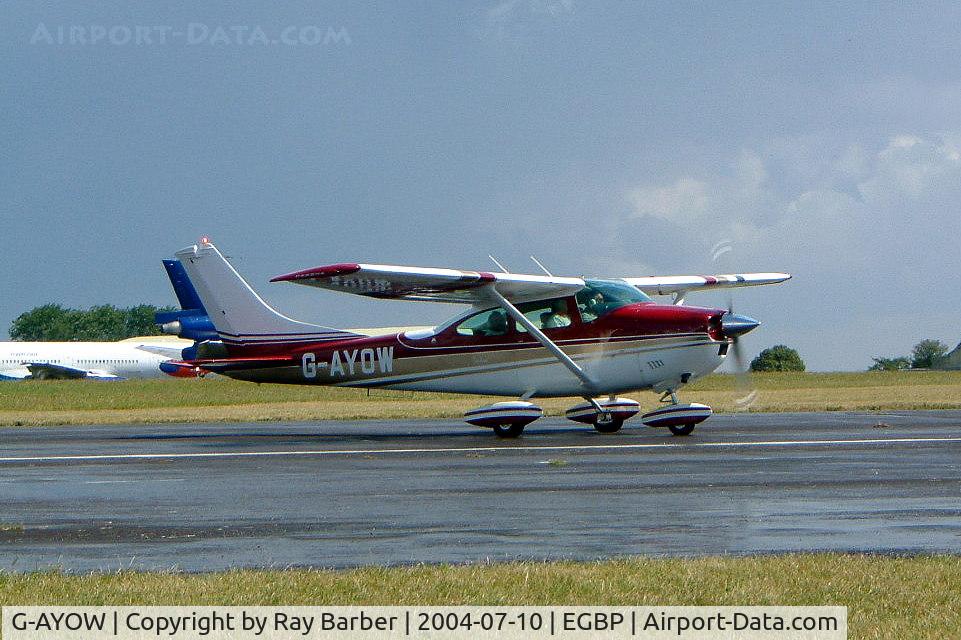 G-AYOW, 1971 Cessna 182N Skylane C/N 182-60481, Cessna 182N Skylane [182-60481] Kemble~G 10/07/2004