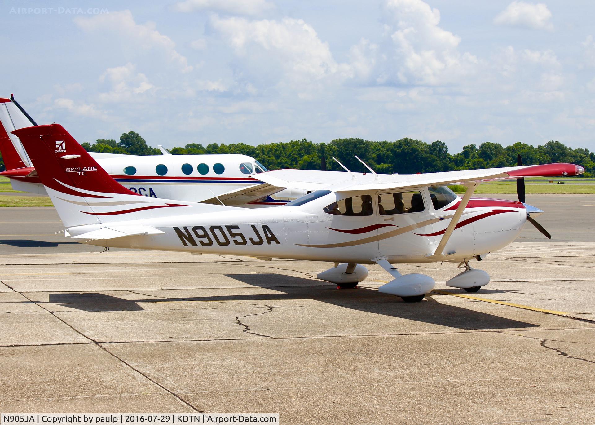 N905JA, 2008 Cessna T182T Turbo Skylane C/N T18208905, At Downtown Shreveport.