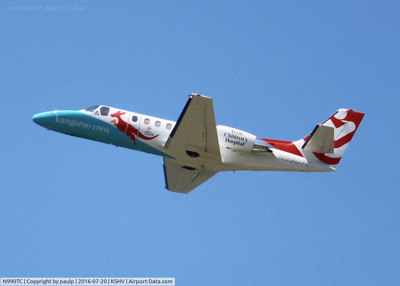 N990TC, 2001 Cessna 550 Citation Bravo C/N 550-0963, At Shreveport Regional.