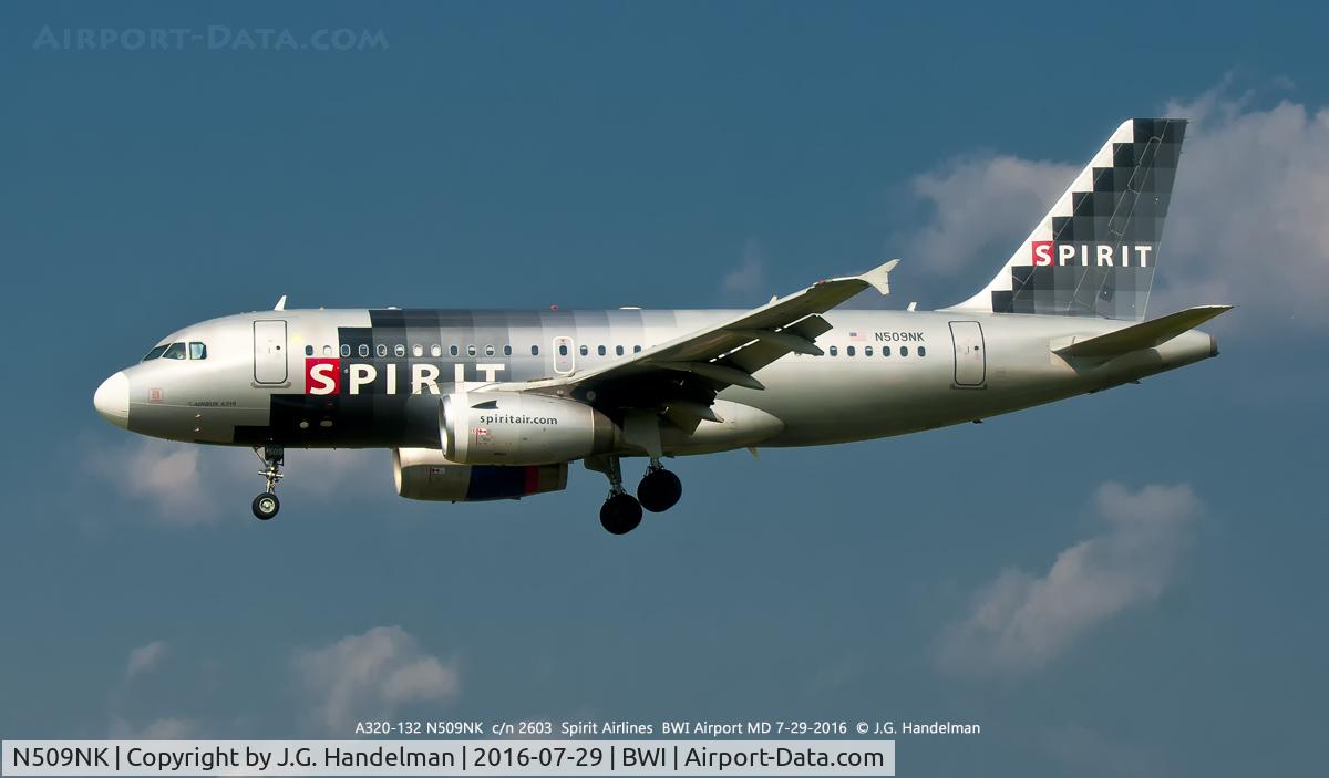 N509NK, 2005 Airbus A319-132 C/N 2603, On short final to 33L.