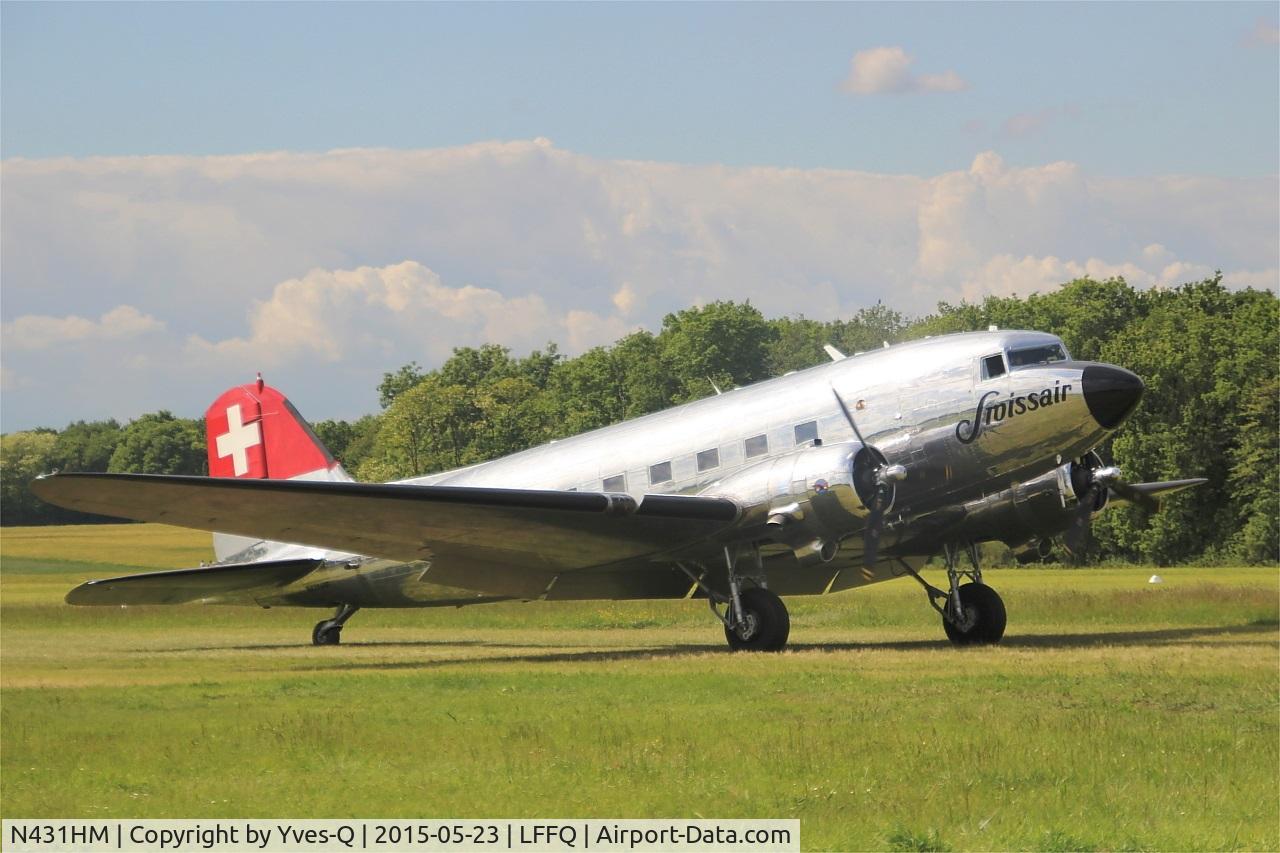 N431HM, 1943 Douglas DC-3C-S1C3G (C-47A) C/N 9995, Douglas DC3C-S1C3G, Taxiing to parking area, La Ferté-Alais airfield (LFFQ) Airshow 2015
