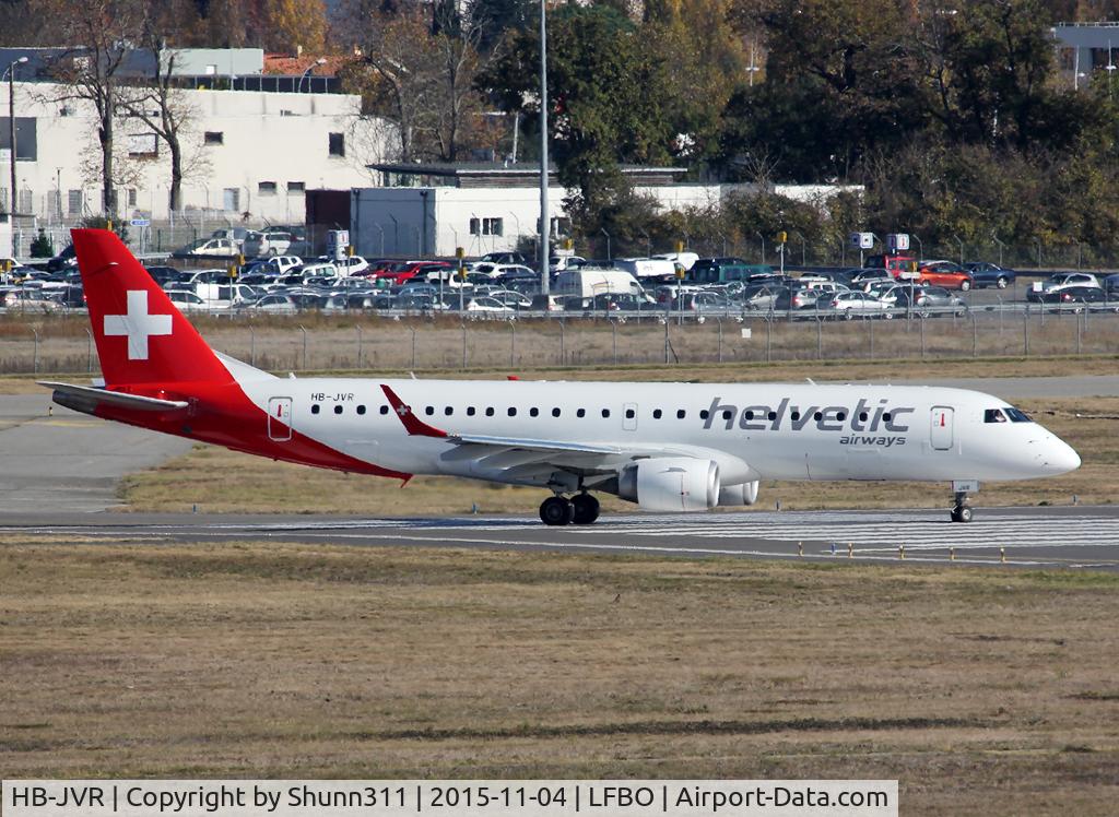 HB-JVR, 2011 Embraer 190LR (ERJ-190-100LR) C/N 19000435, Lining up rwy 14L for departure...